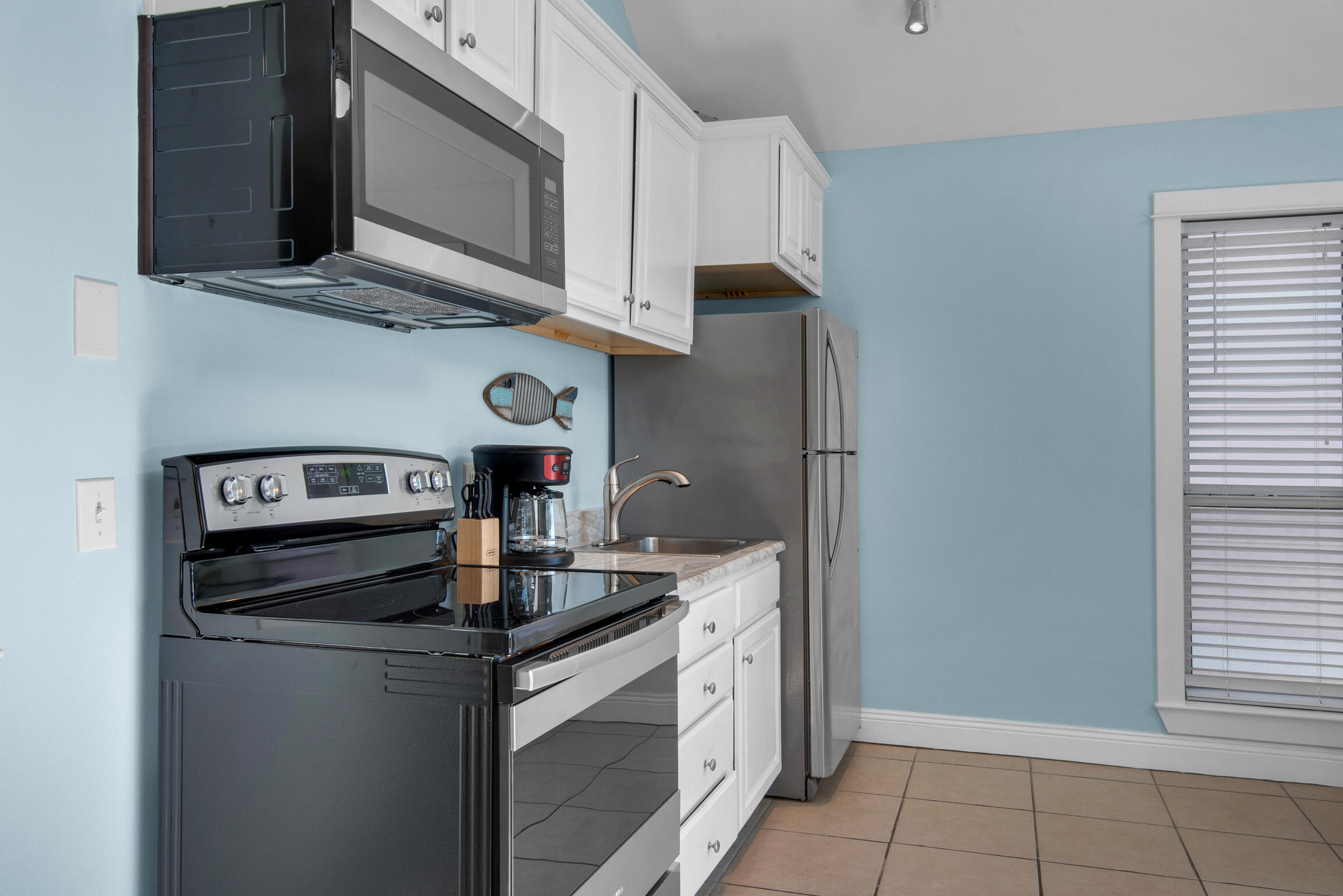 NANTUCKET COTTAGES - Residential