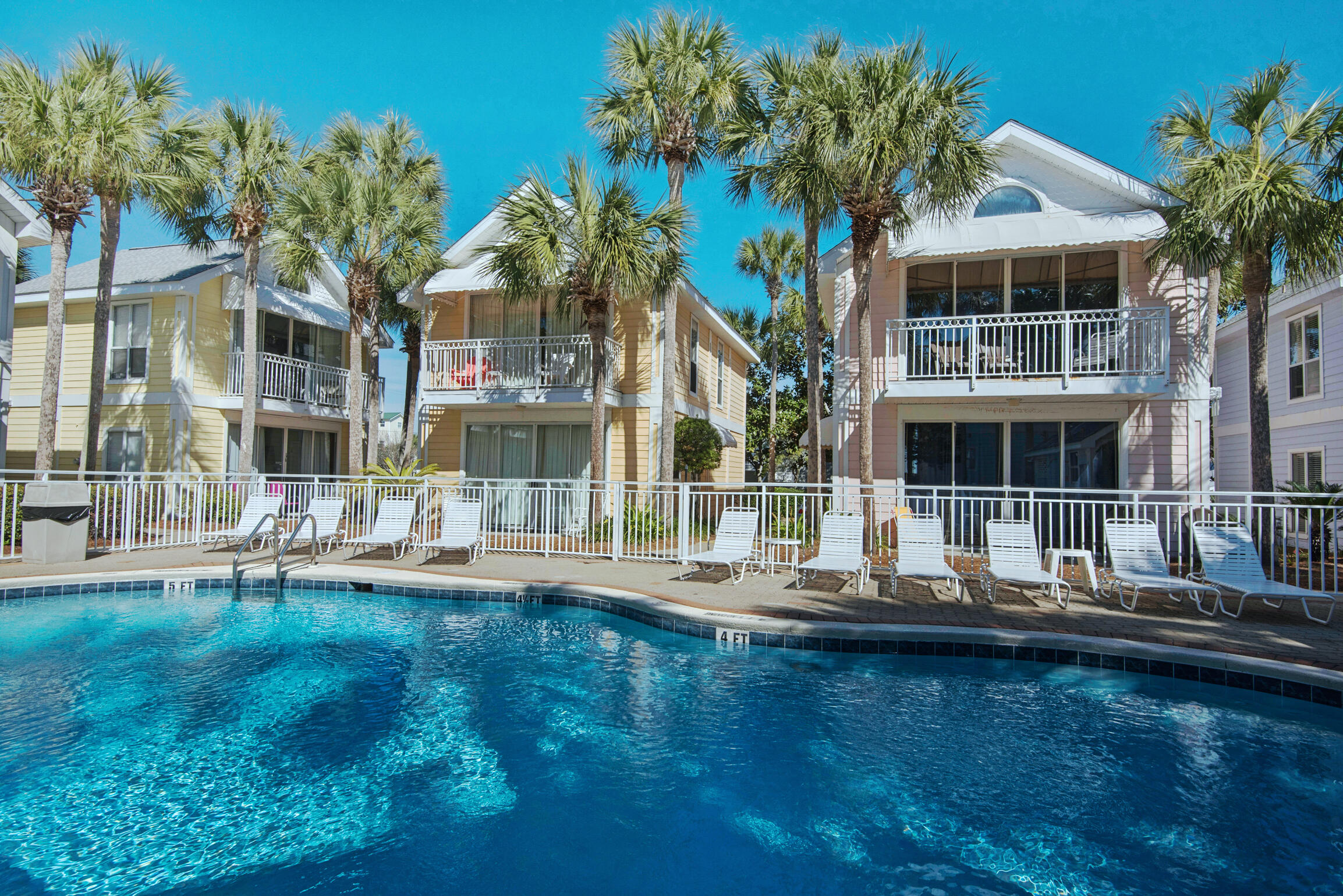 NANTUCKET COTTAGES - Residential