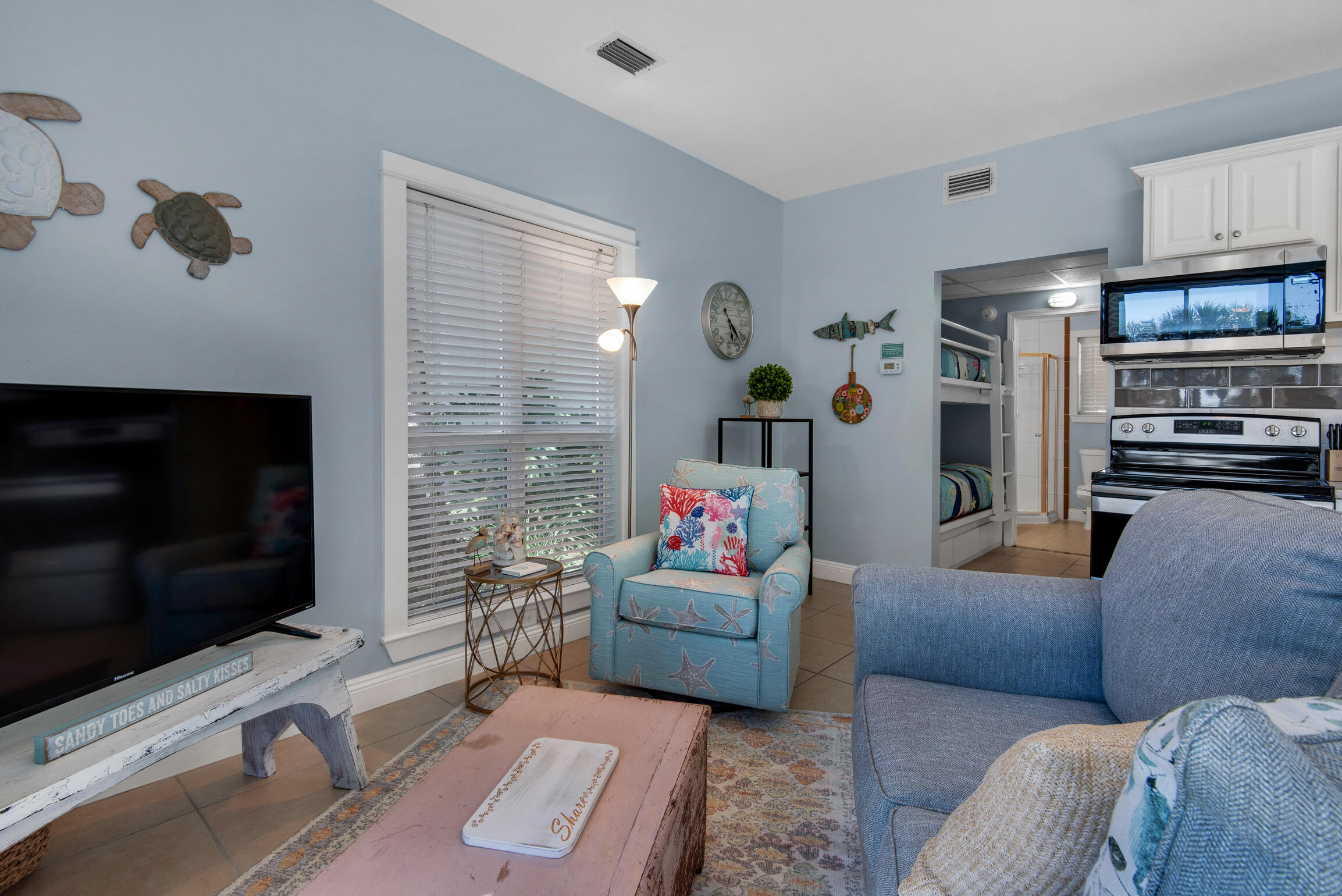 NANTUCKET COTTAGES - Residential