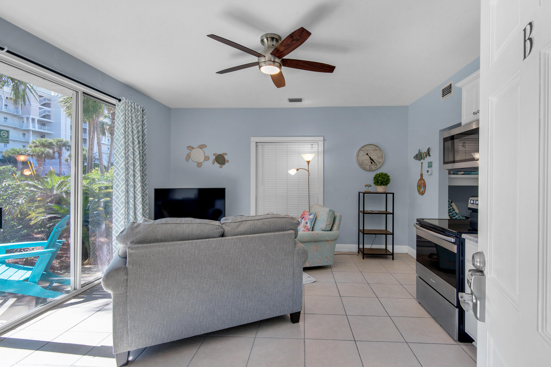 NANTUCKET COTTAGES - Residential