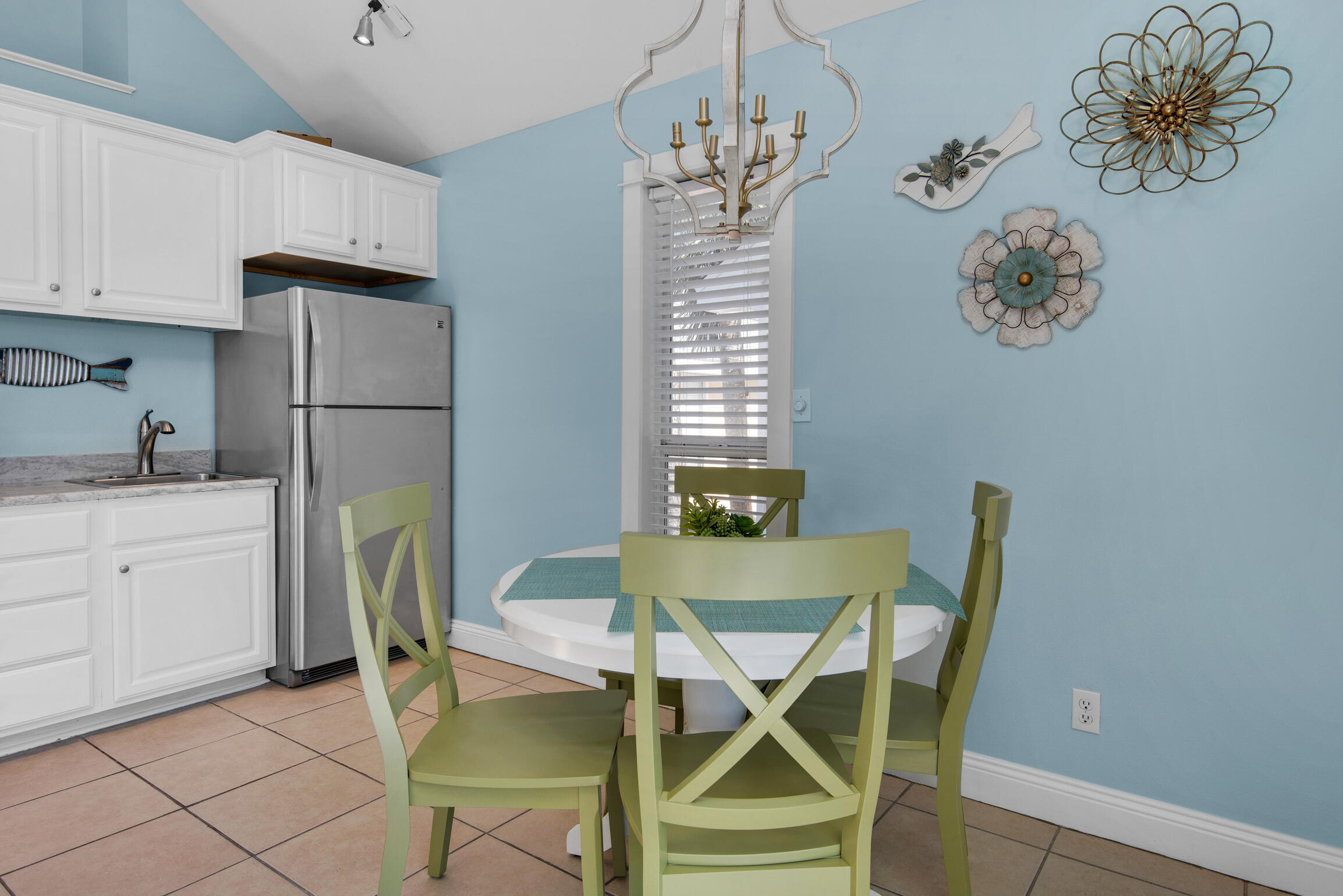 NANTUCKET COTTAGES - Residential