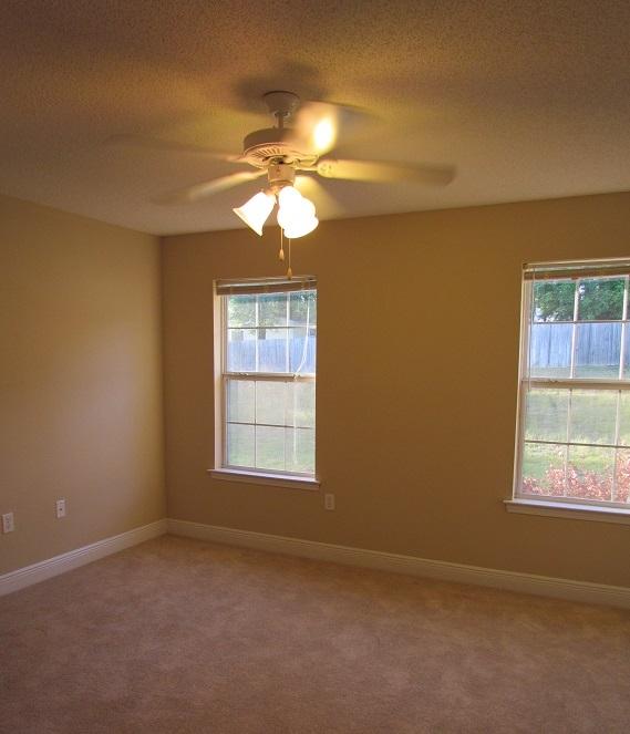 ASHTON WOODS - Residential