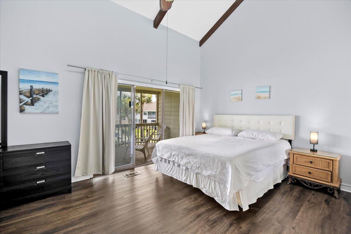 MISTY COVE T/H PH 1 - Residential