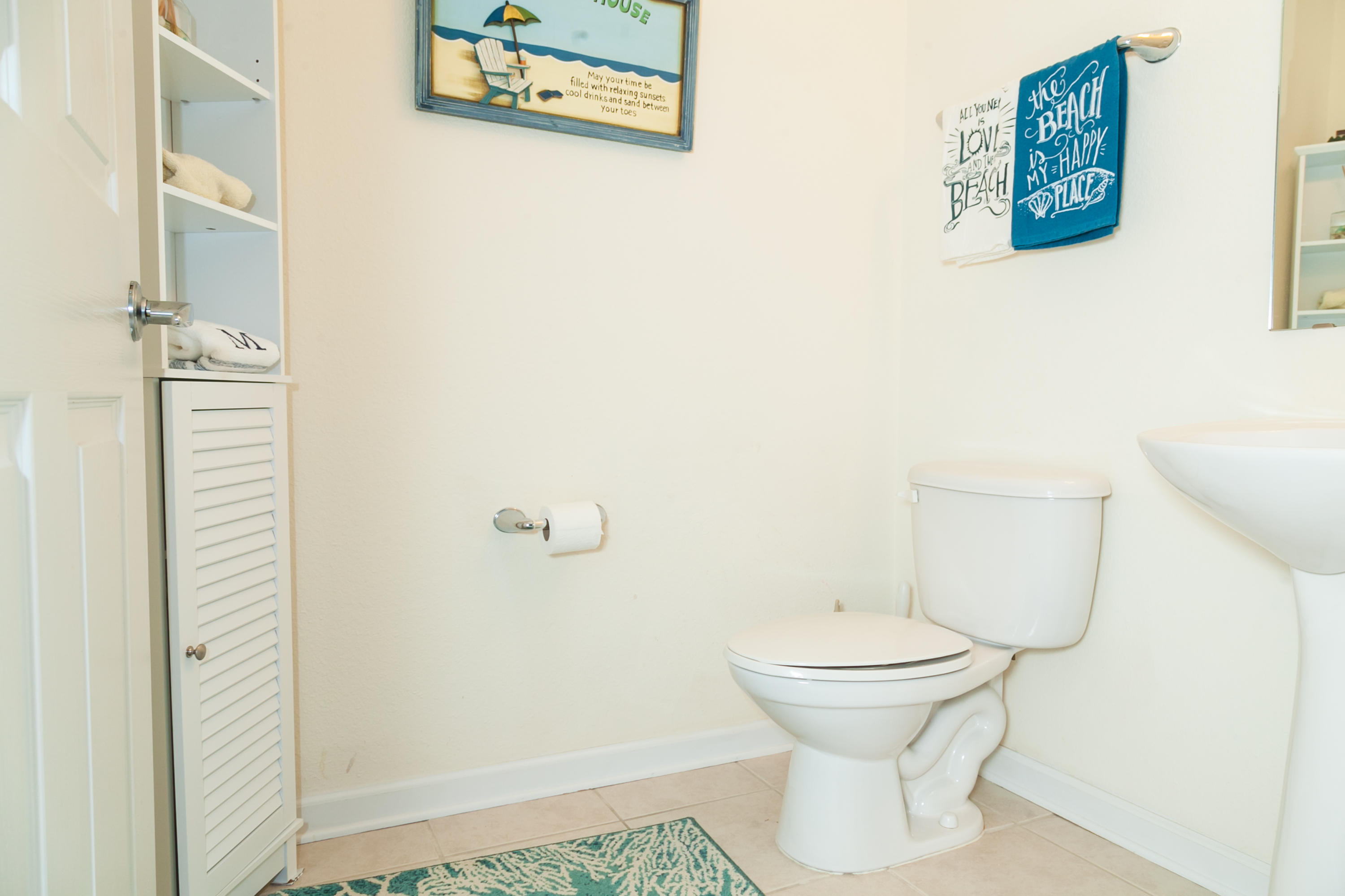 BEACH POINTE - Residential