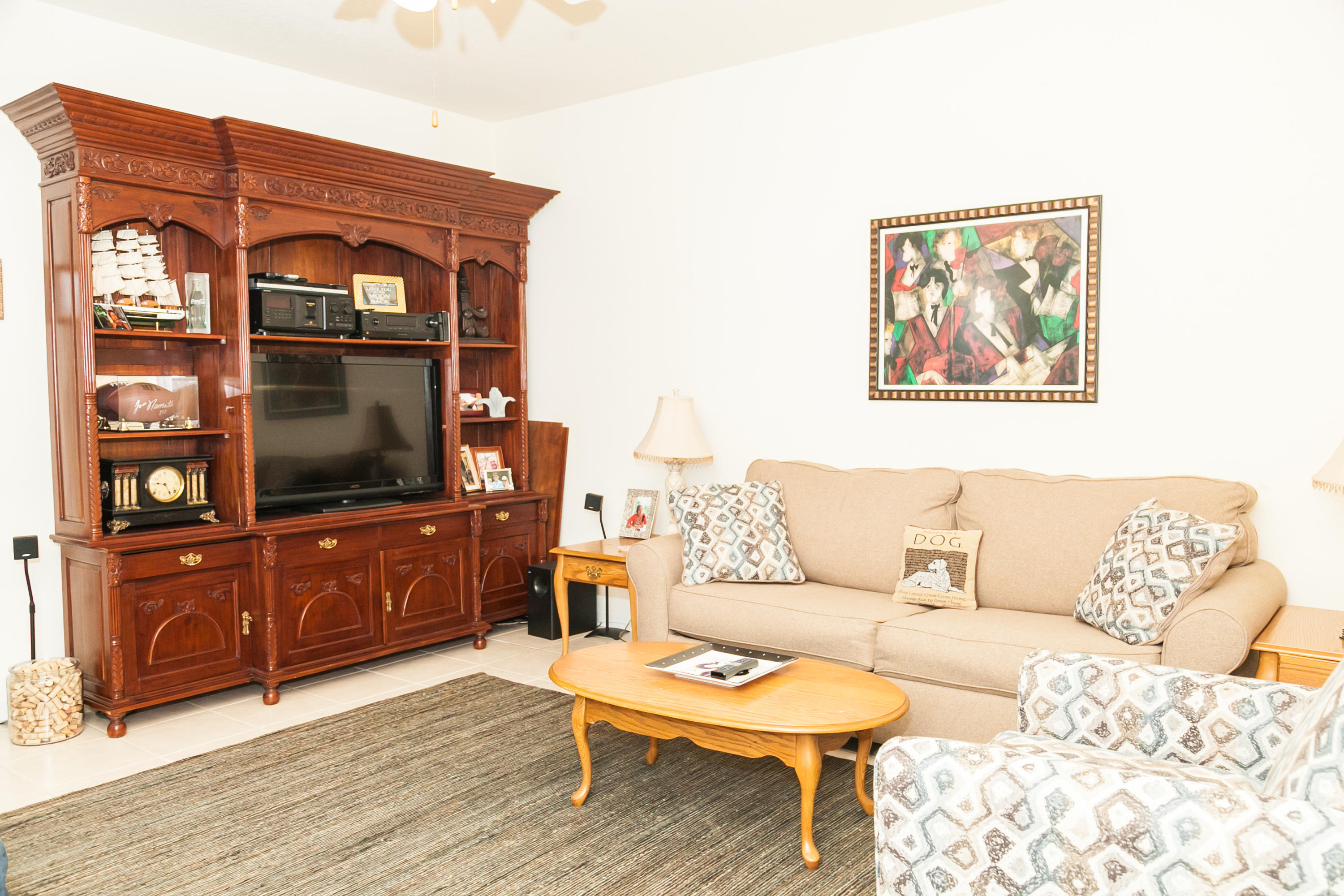 BEACH POINTE - Residential