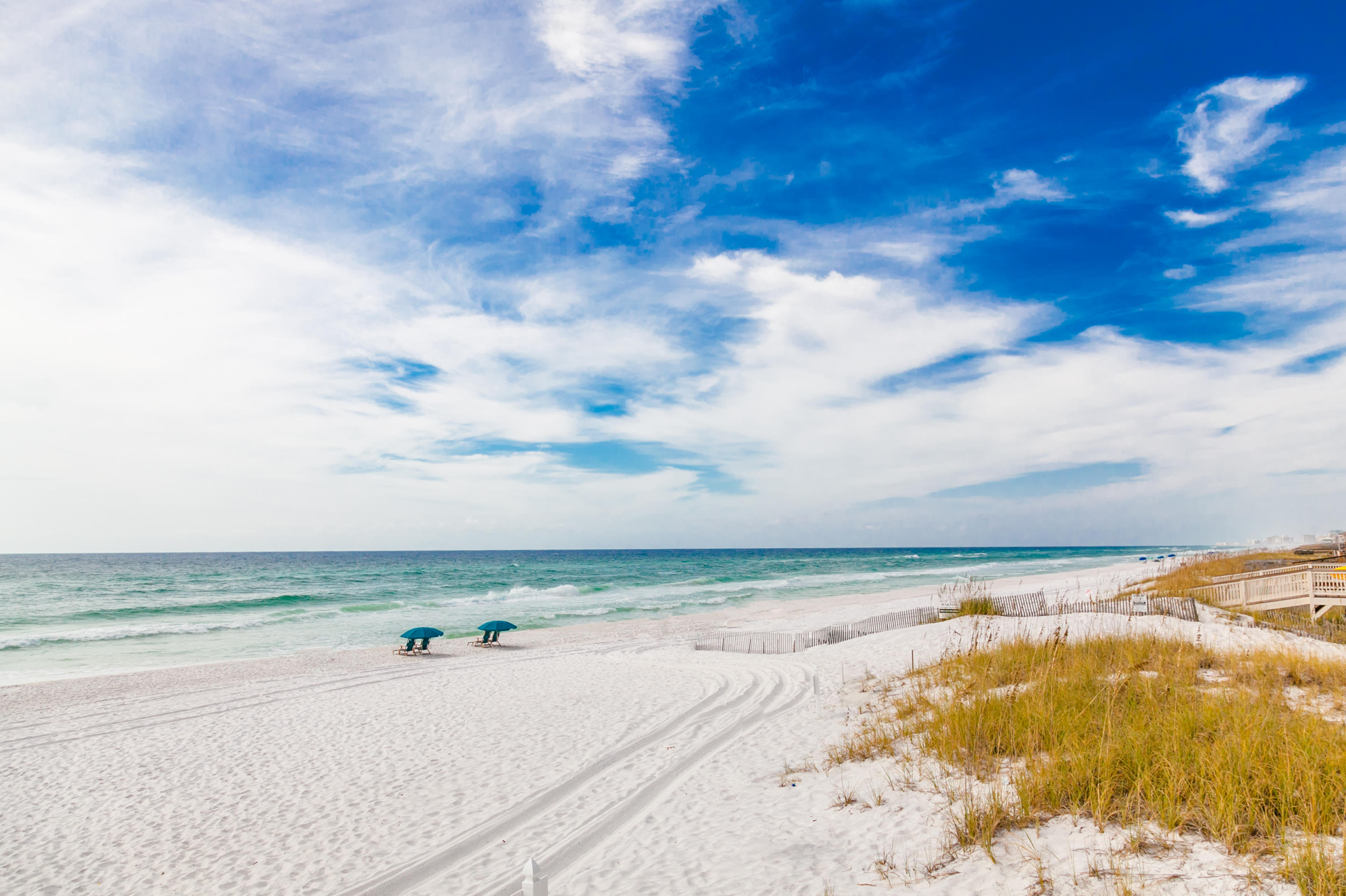 BEACH POINTE - Residential