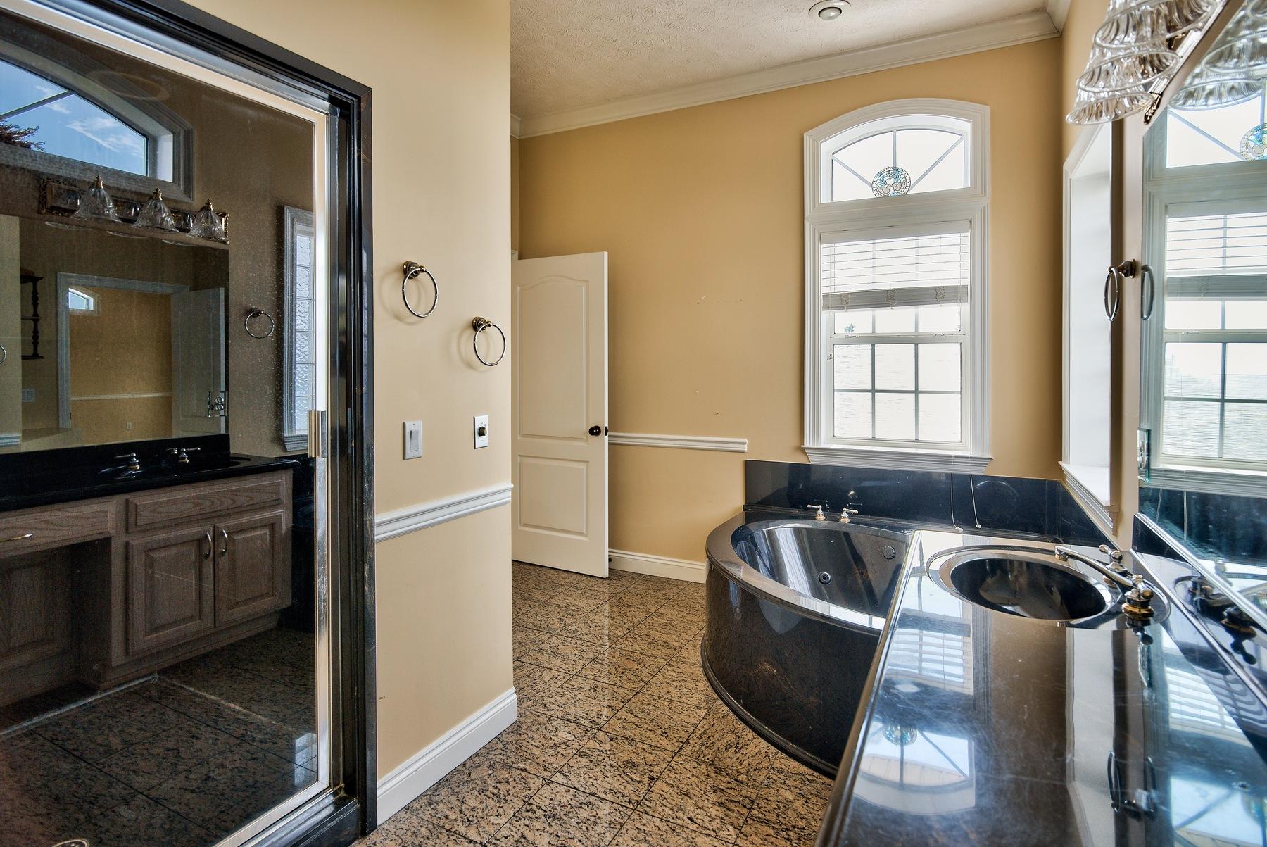 CALYPSO POINTE - Residential