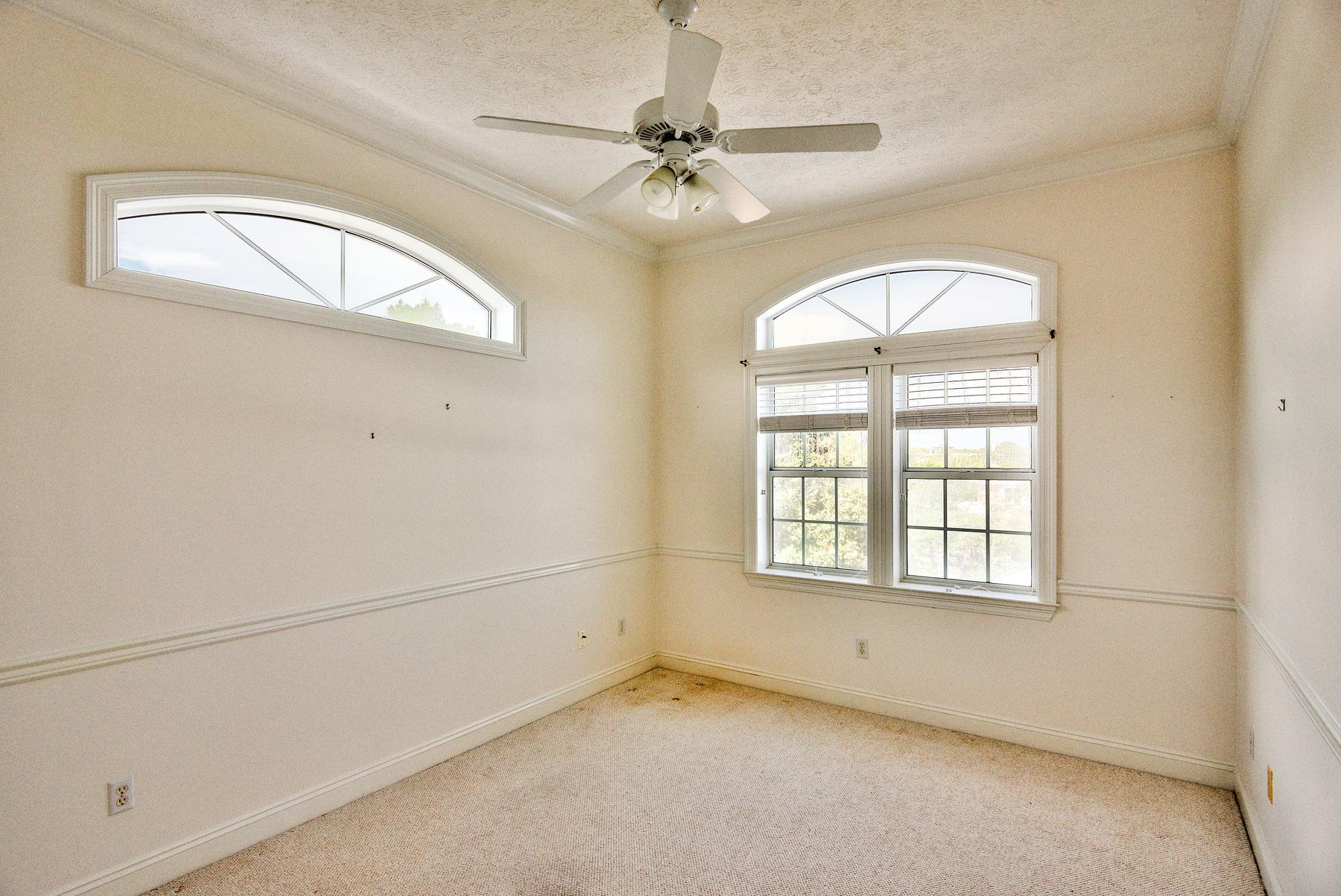 CALYPSO POINTE - Residential