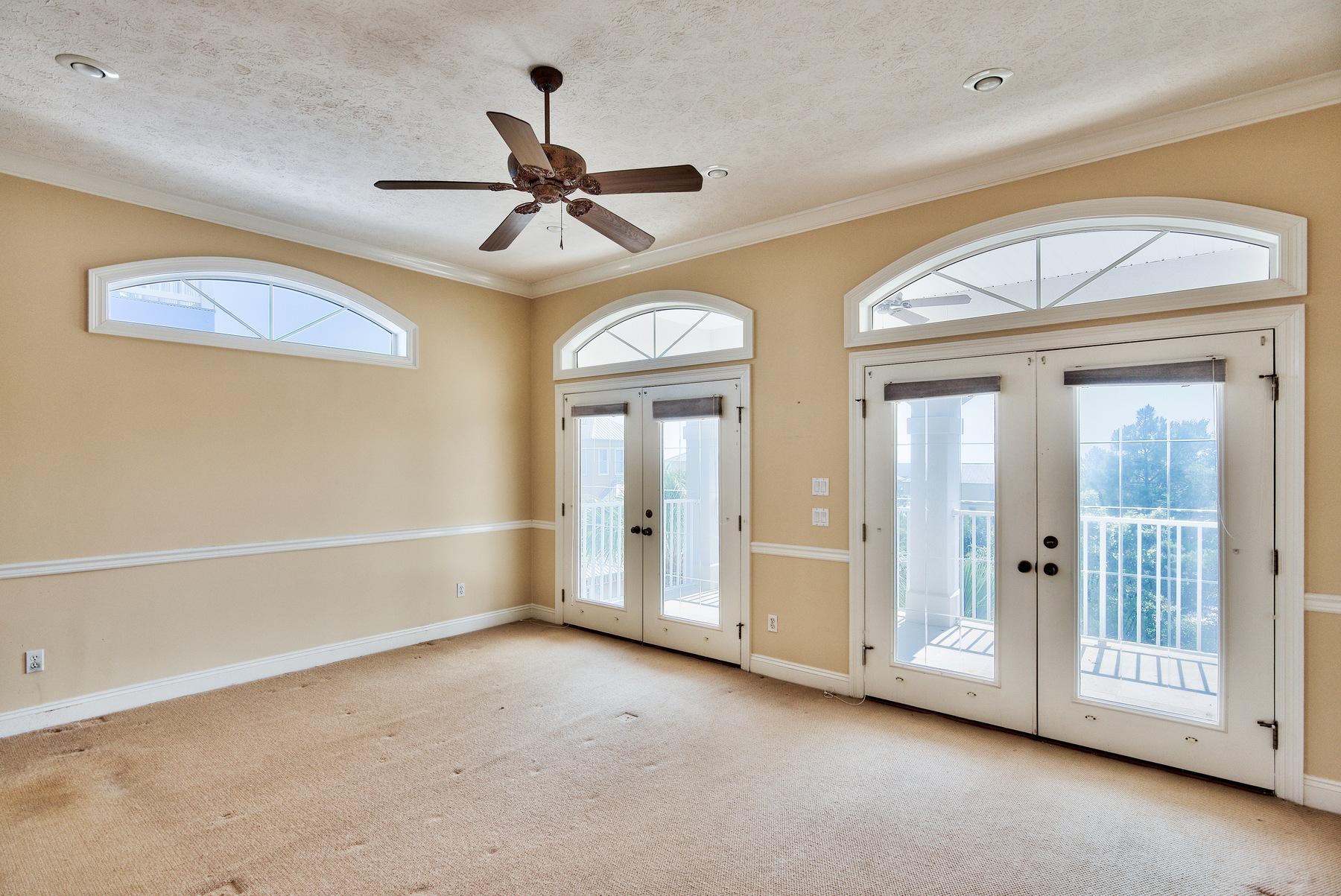 CALYPSO POINTE - Residential