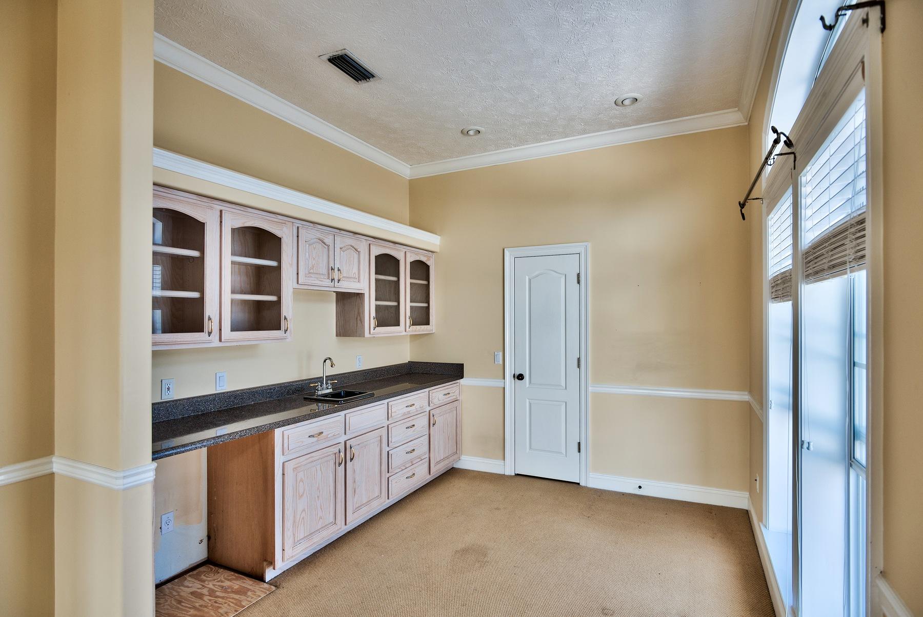 CALYPSO POINTE - Residential