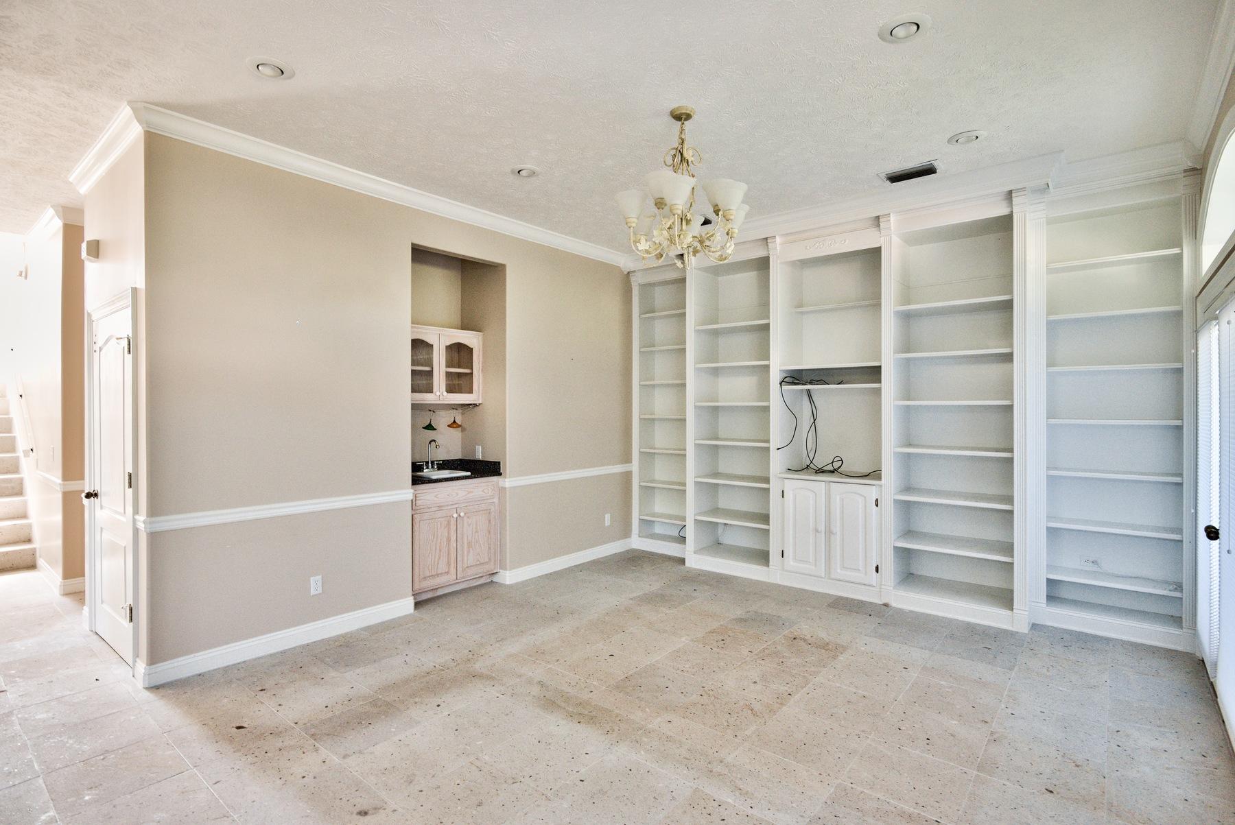 CALYPSO POINTE - Residential