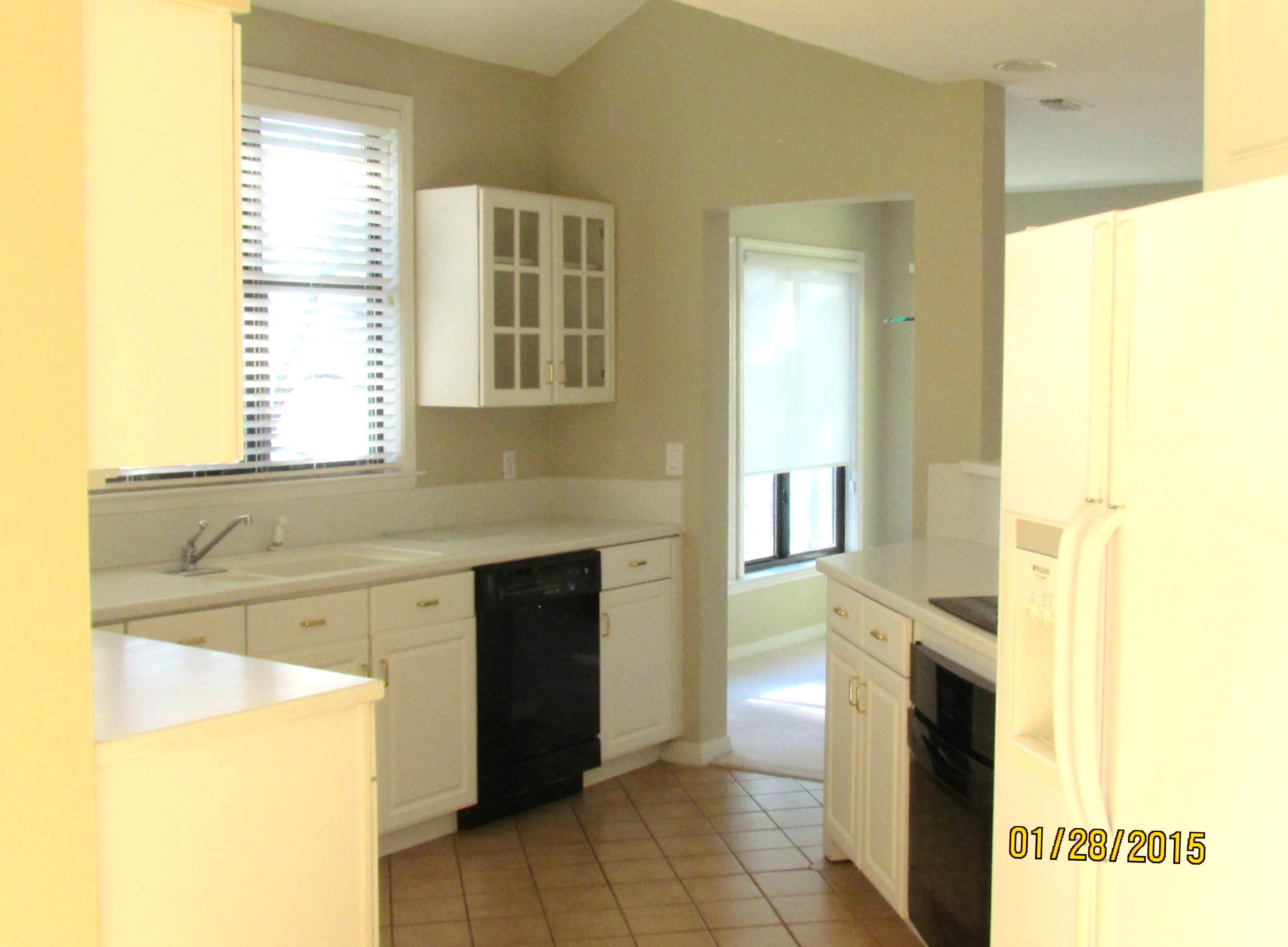 BAY VILLAS CONDOS - Residential Lease