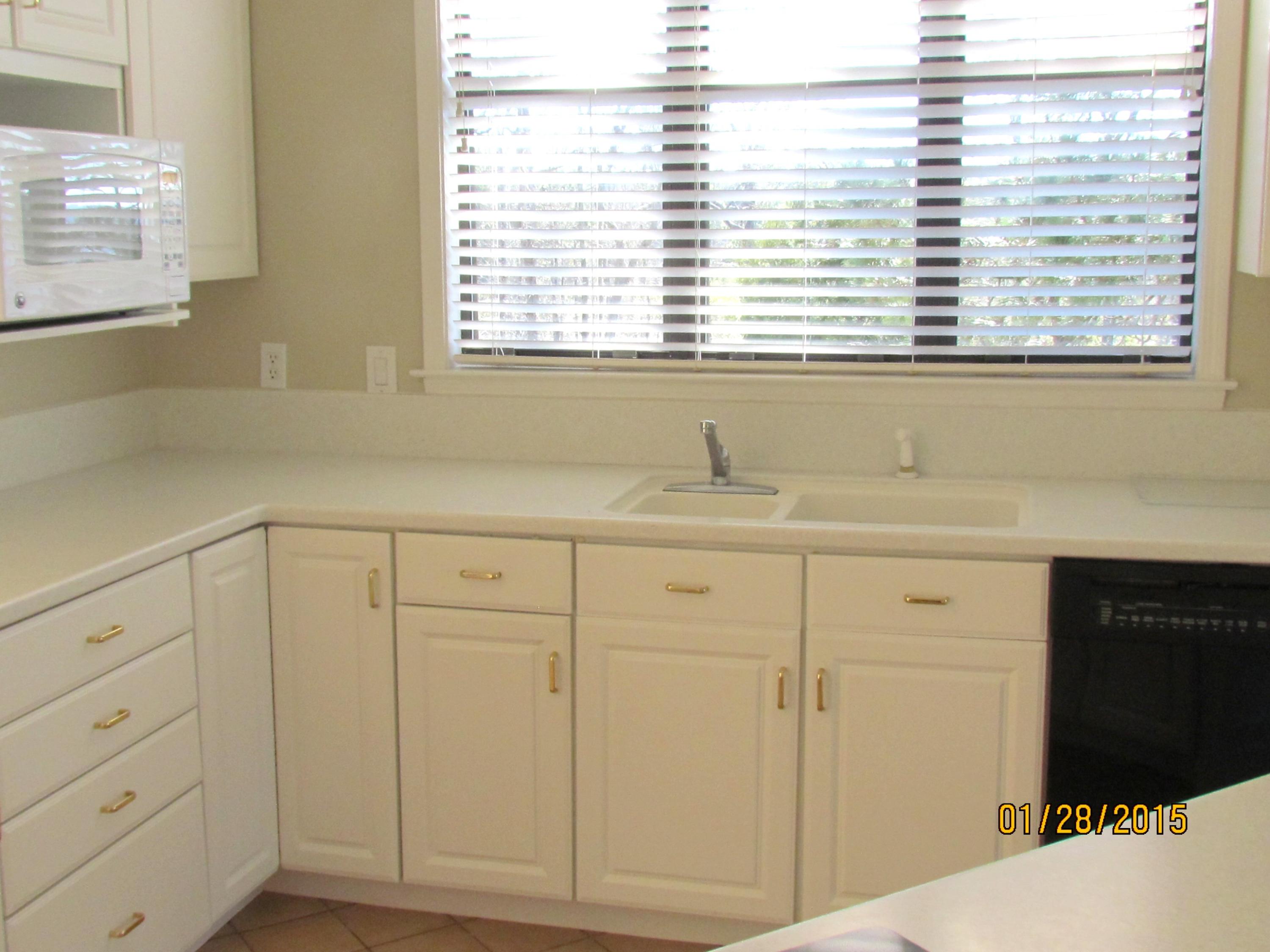 BAY VILLAS CONDOS - Residential Lease