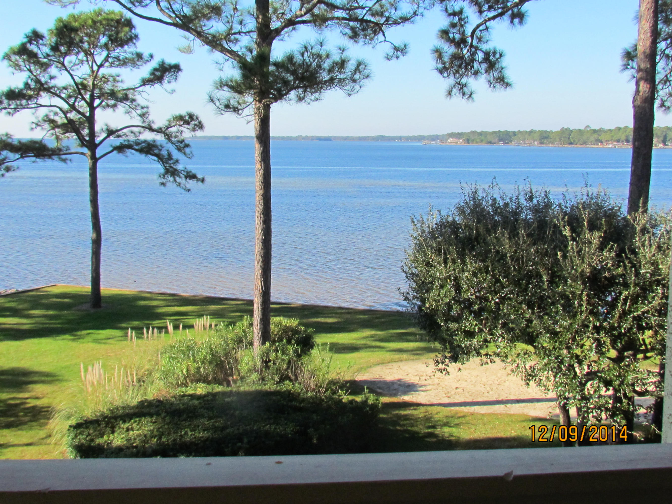 BAY VILLAS CONDOS - Residential Lease