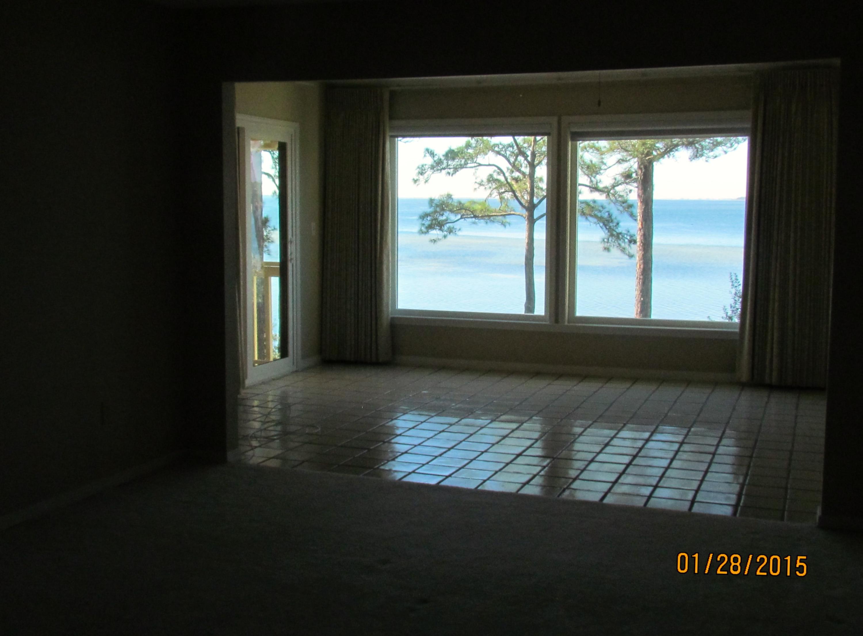 BAY VILLAS CONDOS - Residential Lease