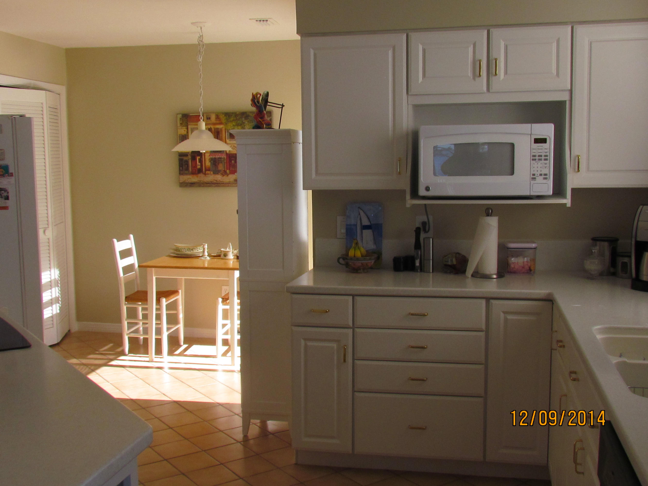 BAY VILLAS CONDOS - Residential Lease