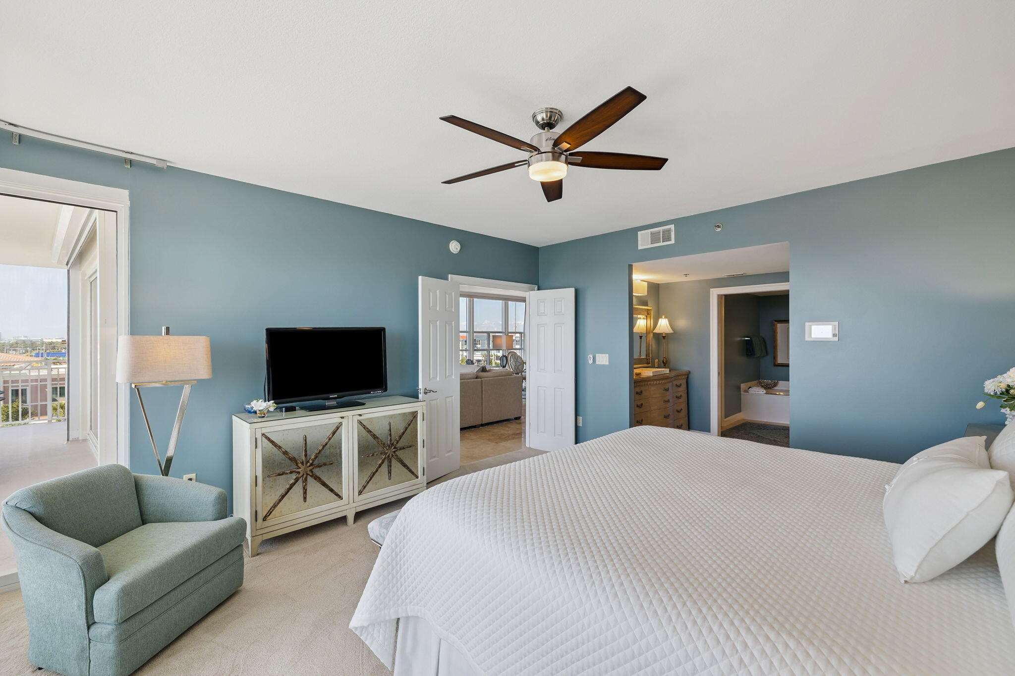 STERLING SHORES - Residential