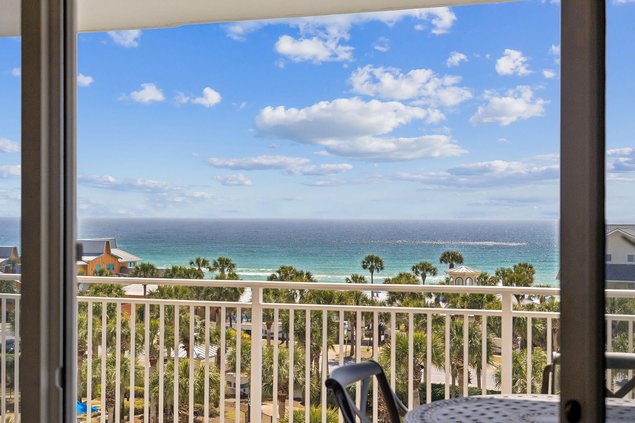 STERLING SHORES - Residential