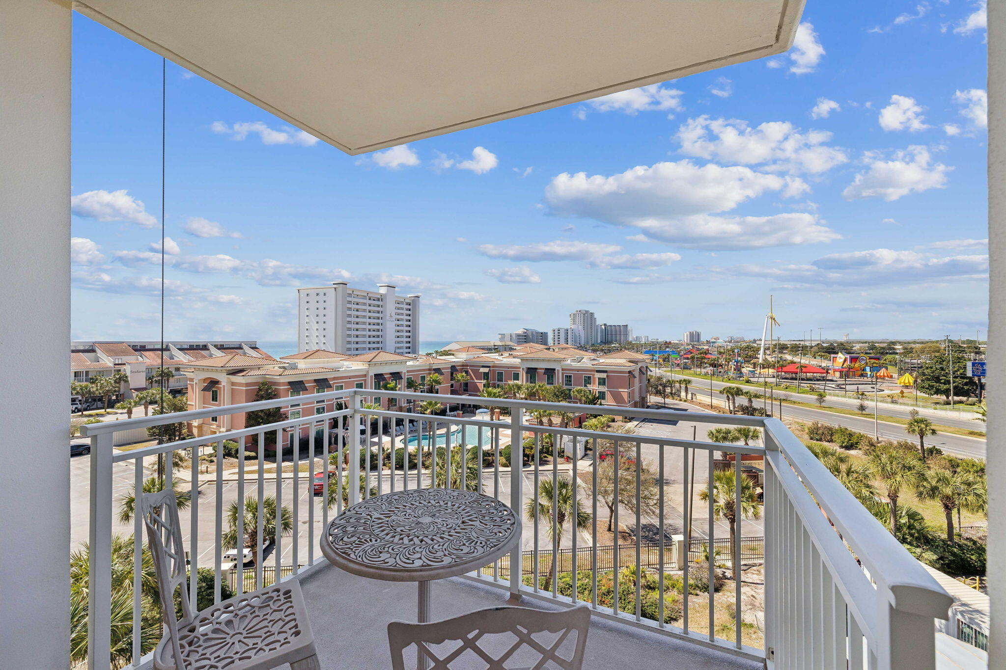 STERLING SHORES - Residential