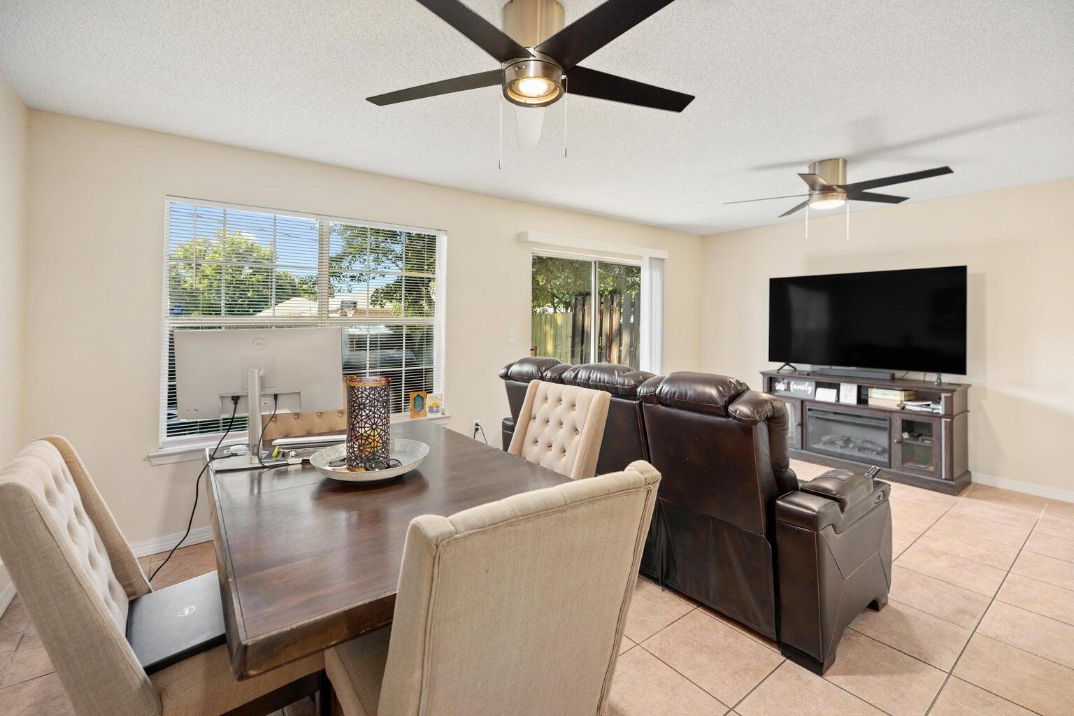DOMENICAS COVE T/H - Residential