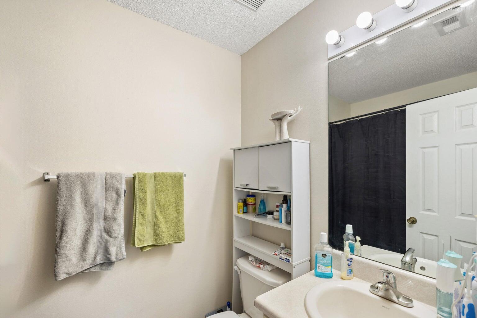 DOMENICAS COVE T/H - Residential