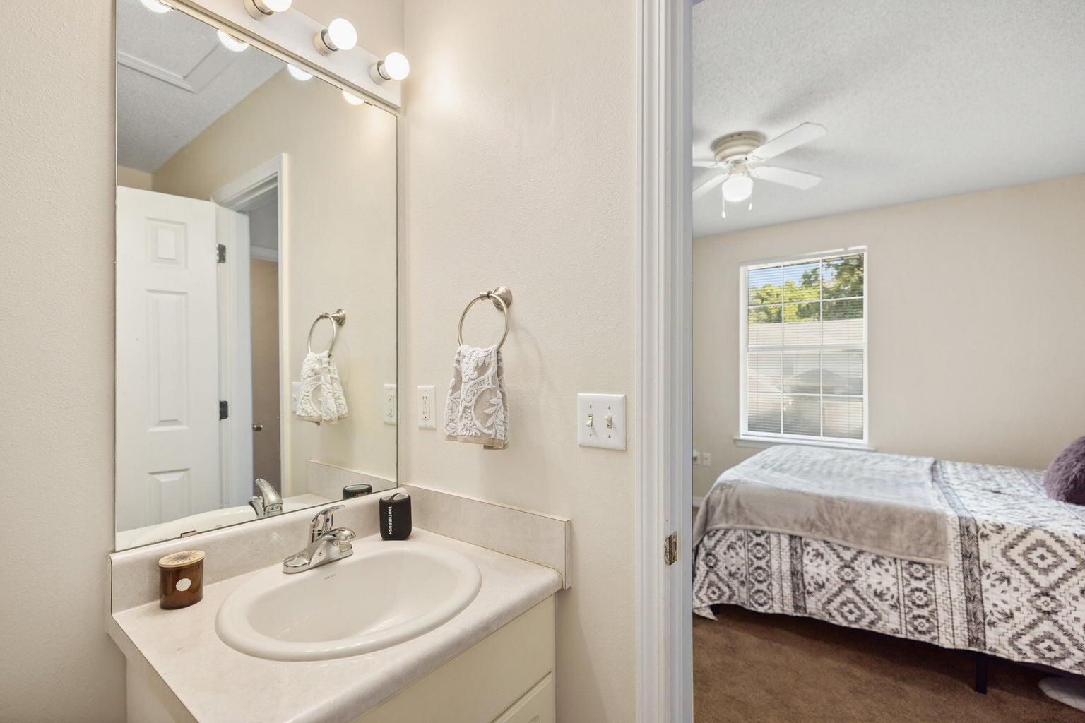 DOMENICAS COVE T/H - Residential