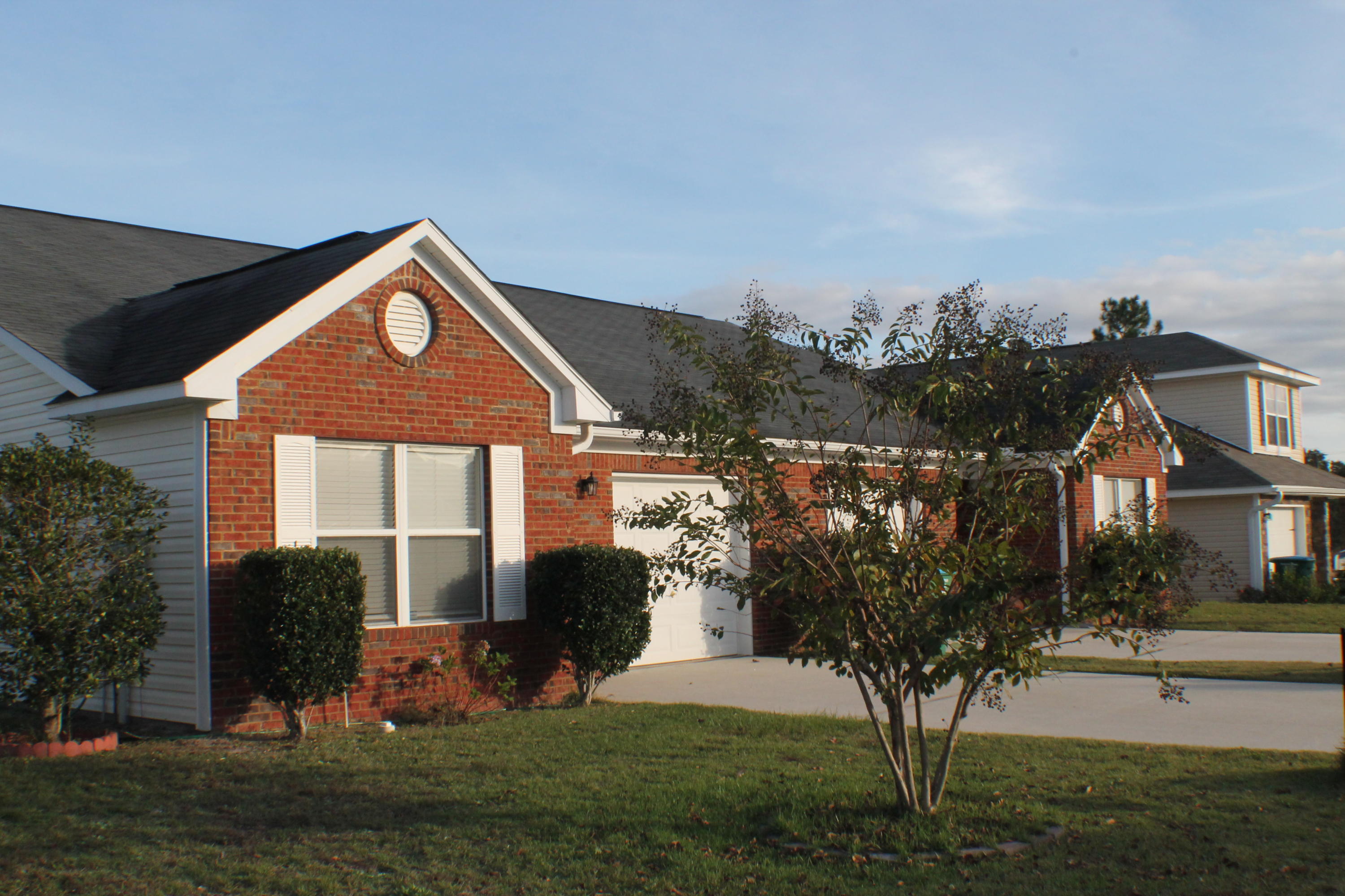 STILLWELL ESTATES - Residential