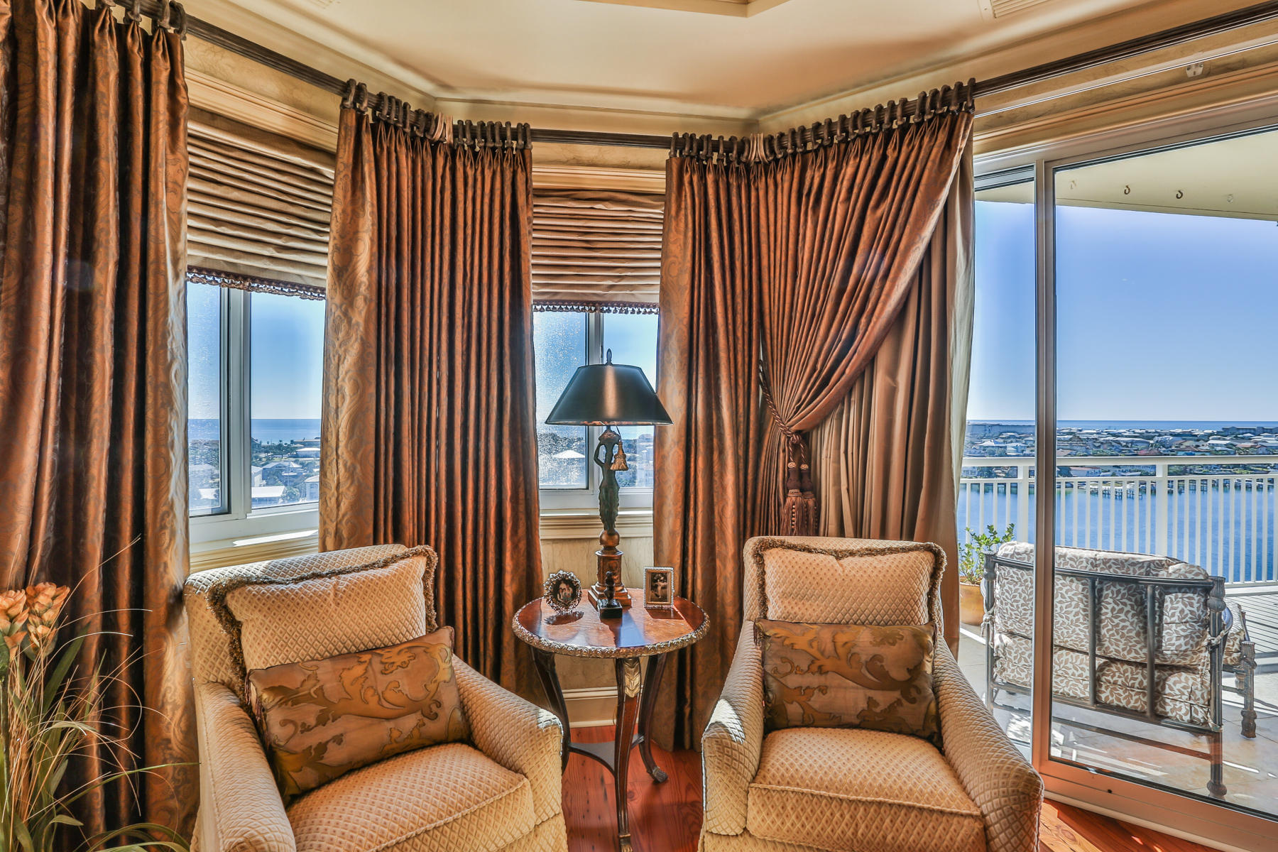 GRAND HARBOR - Residential