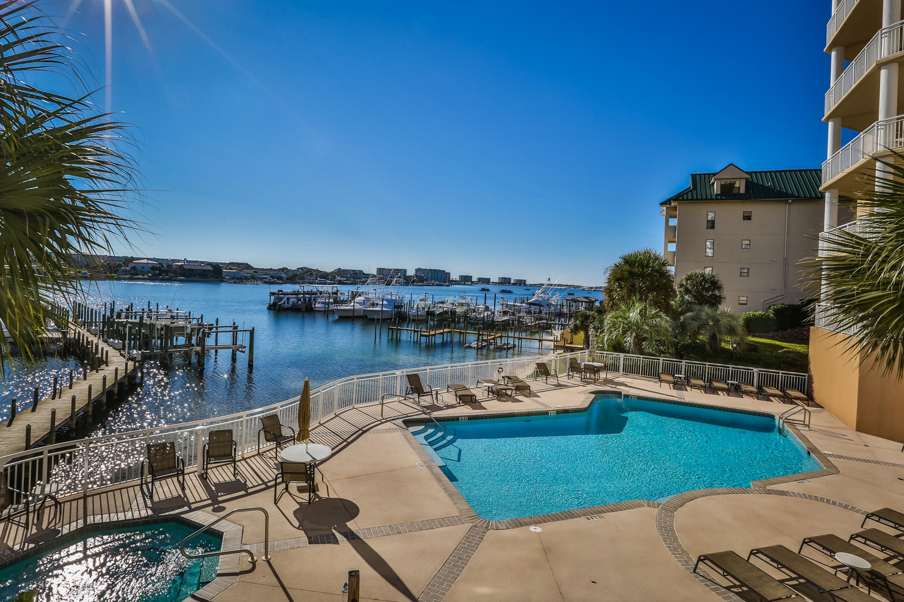GRAND HARBOR - Residential