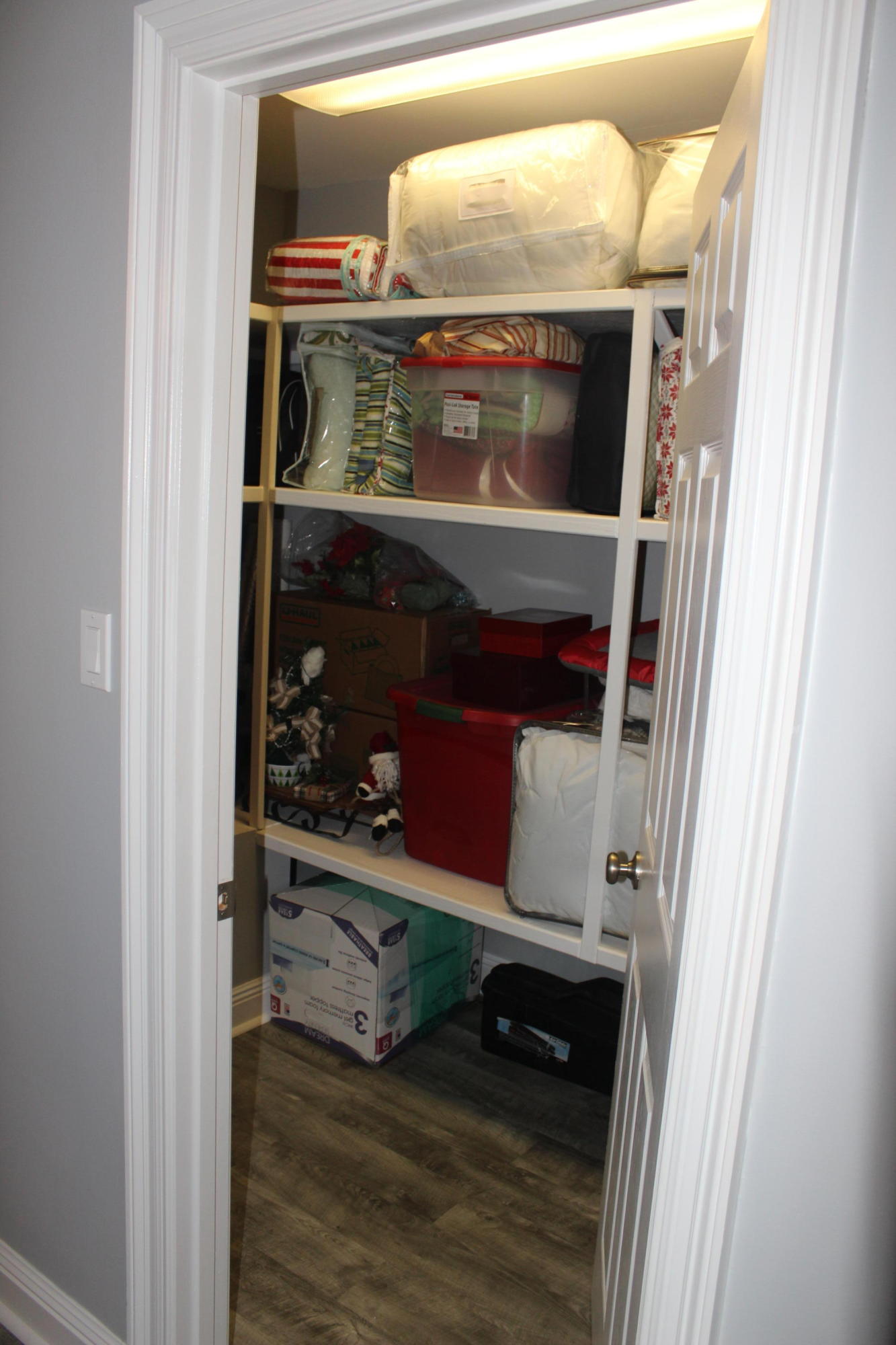 LAKE LORRAINE ESTATES 3 - Residential