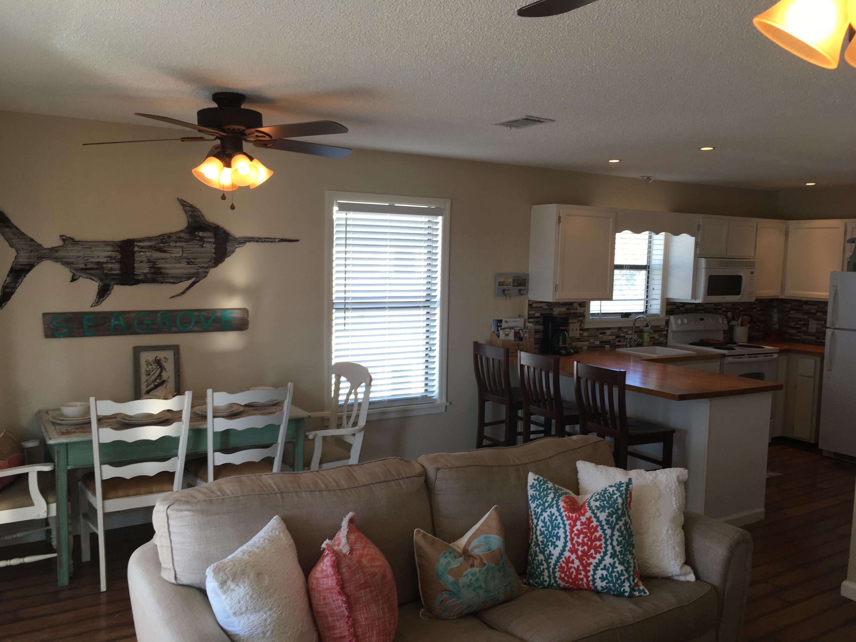 BEACHWOOD VILLAS CONDO PH 2 - Residential