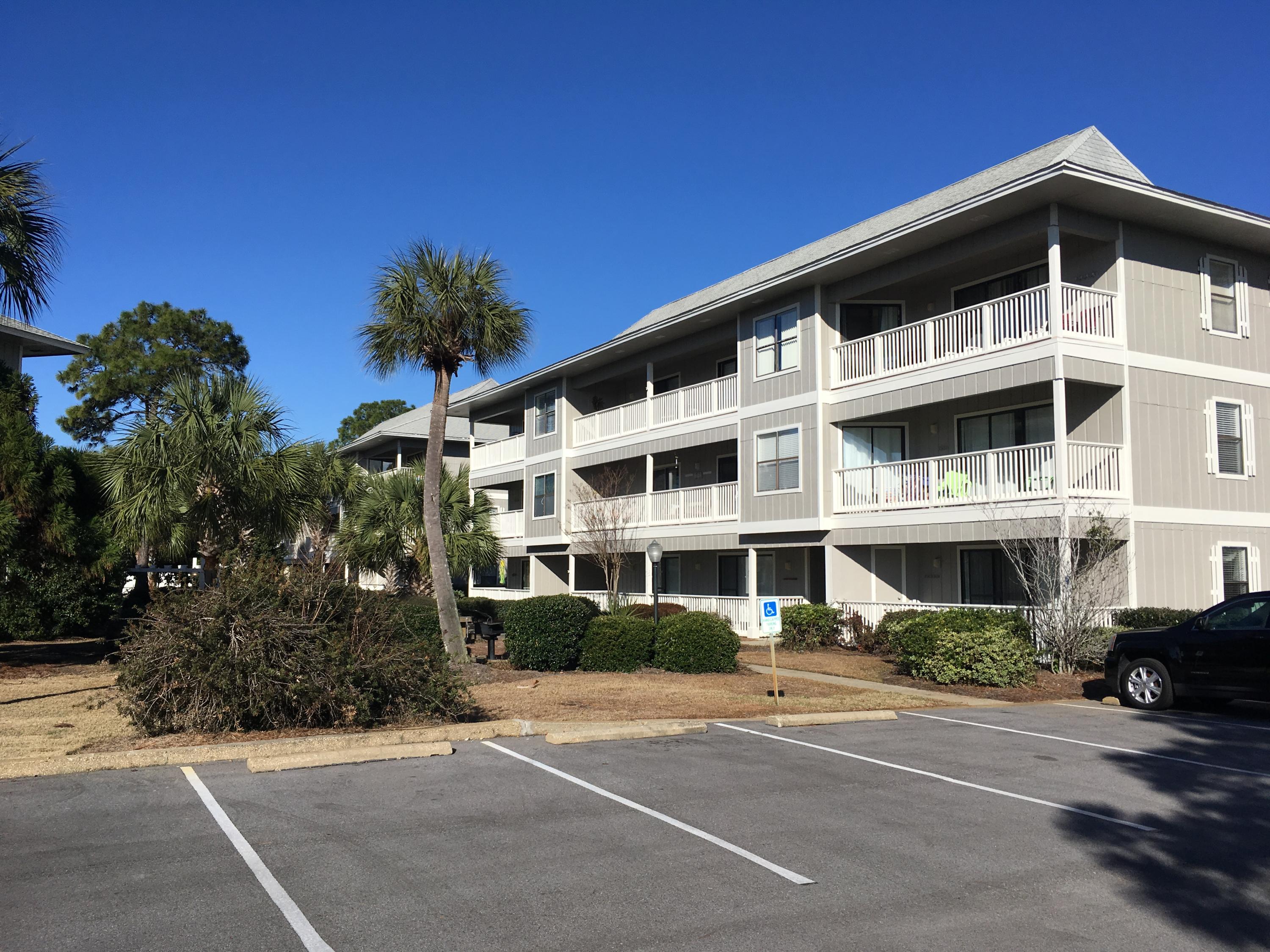 BEACHWOOD VILLAS CONDO PH 2 - Residential