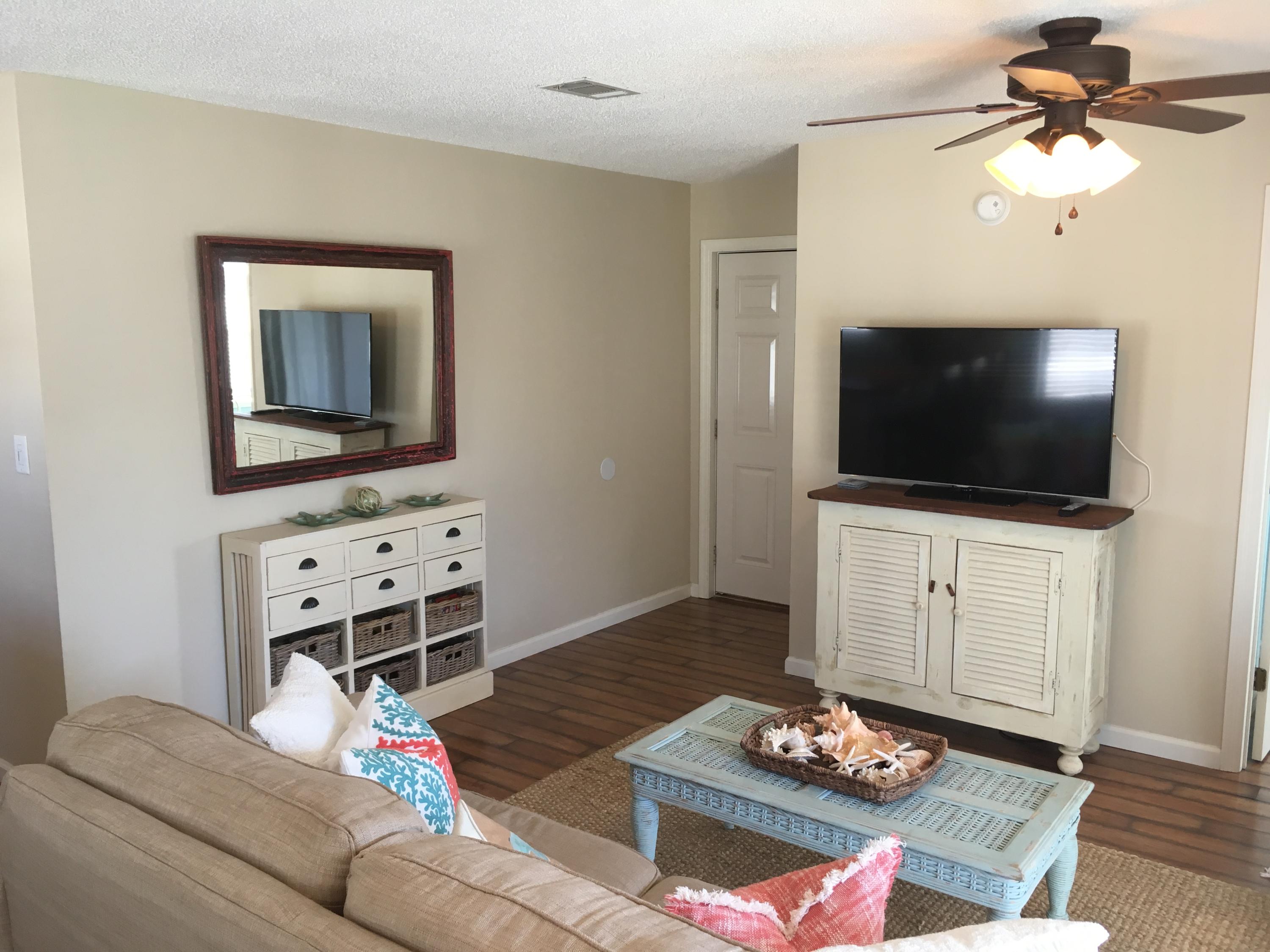 BEACHWOOD VILLAS CONDO PH 2 - Residential