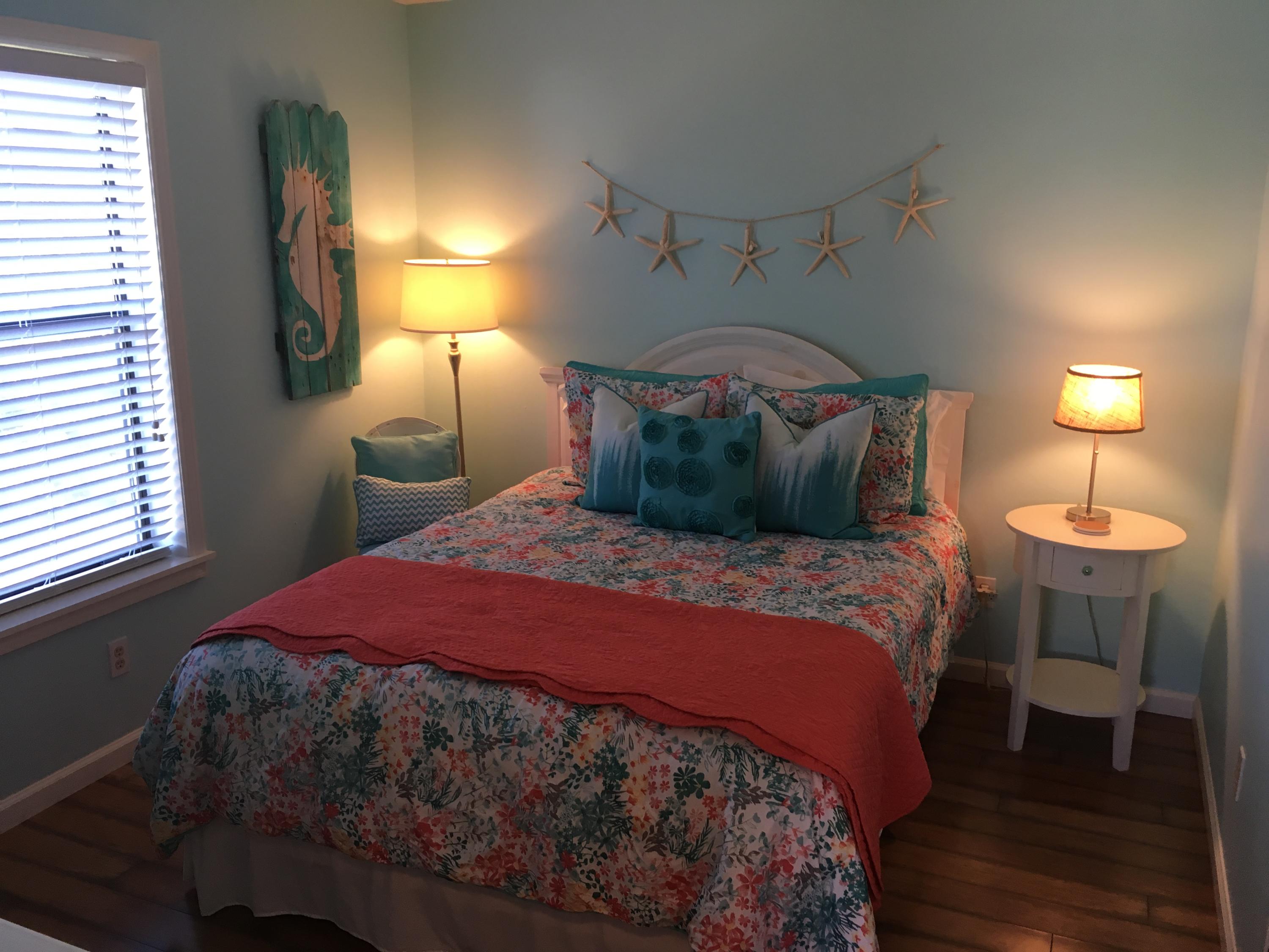 BEACHWOOD VILLAS CONDO PH 2 - Residential