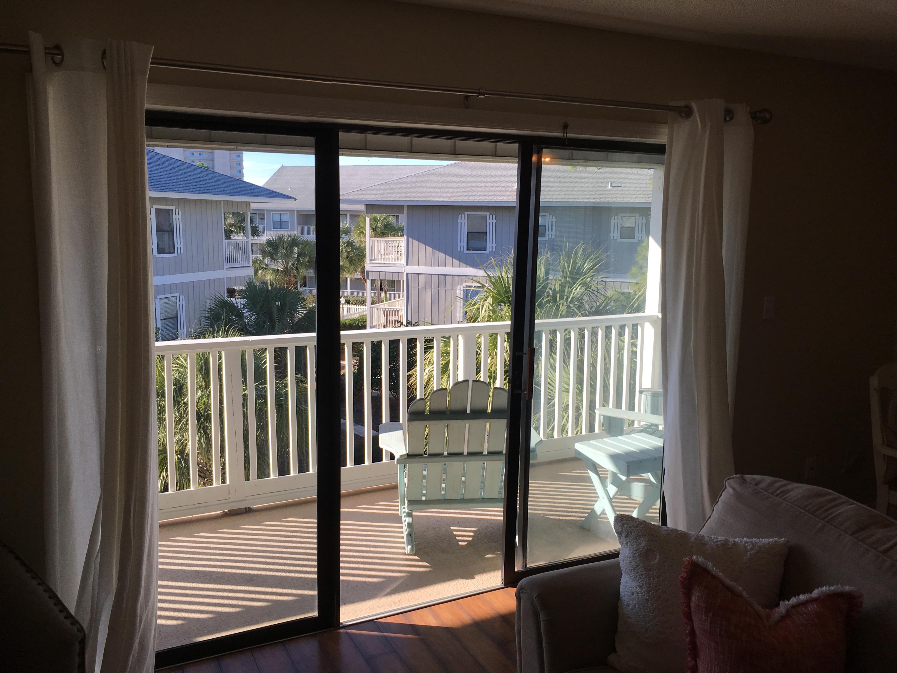 BEACHWOOD VILLAS CONDO PH 2 - Residential