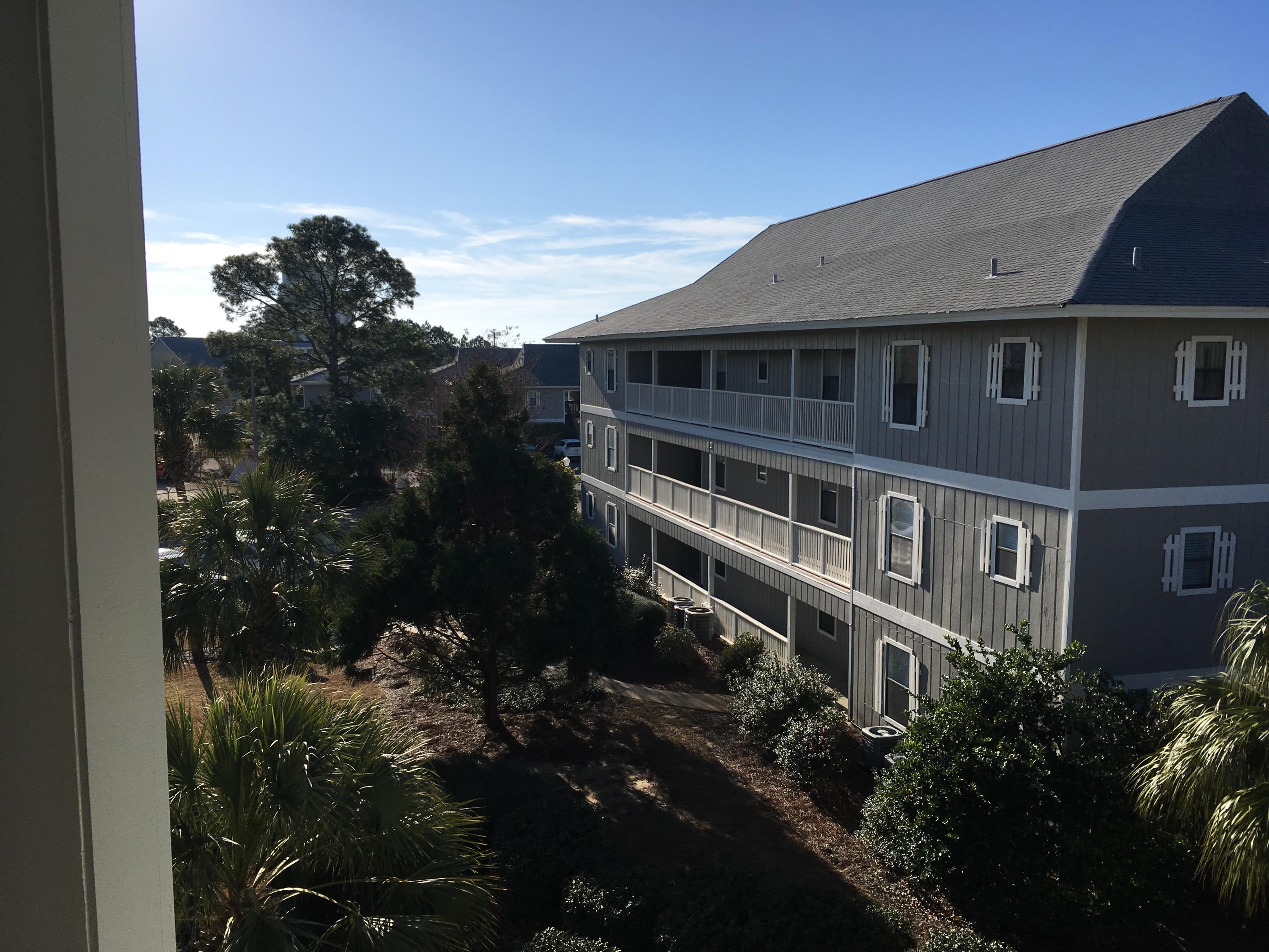 BEACHWOOD VILLAS CONDO PH 2 - Residential