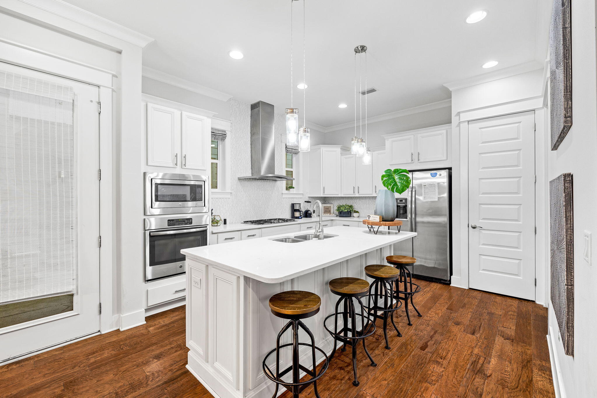 PROMINENCE - Residential