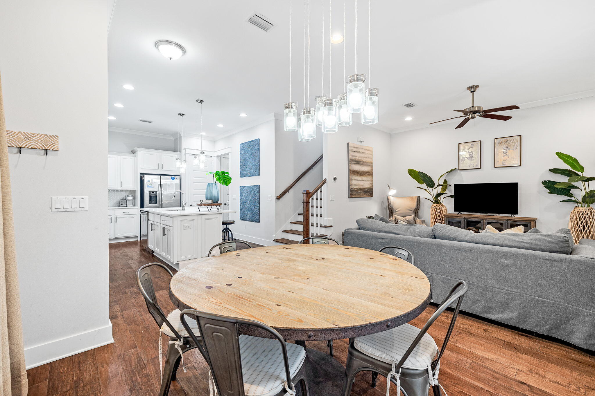 PROMINENCE - Residential