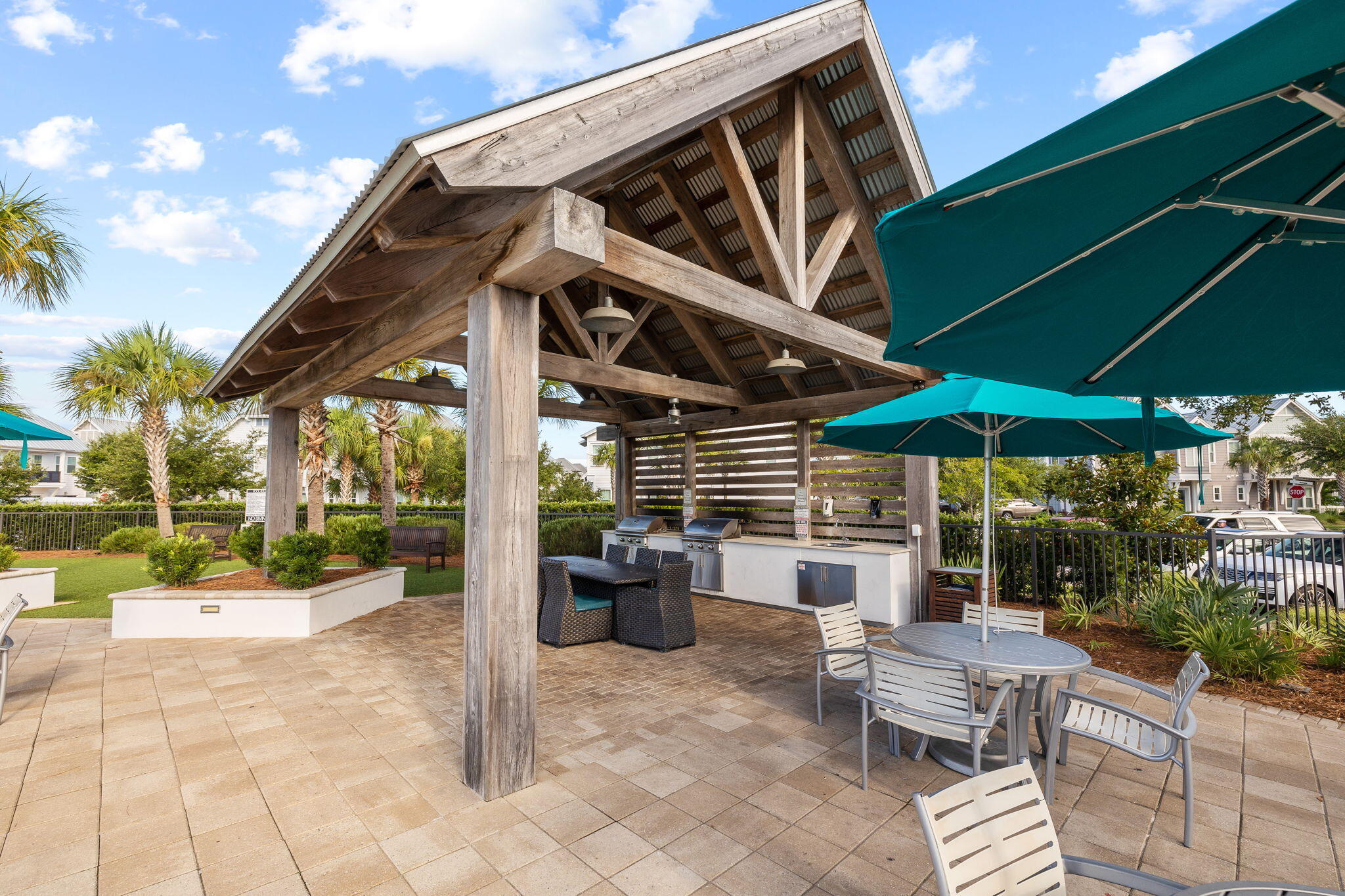 PROMINENCE - Residential