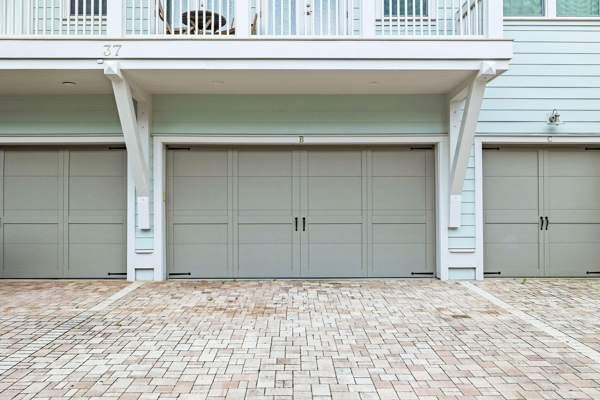 PROMINENCE - Residential