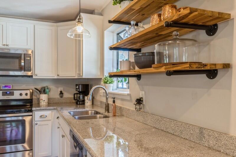 FLORIDA HEIGHTS - Residential