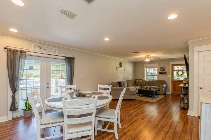 FLORIDA HEIGHTS - Residential