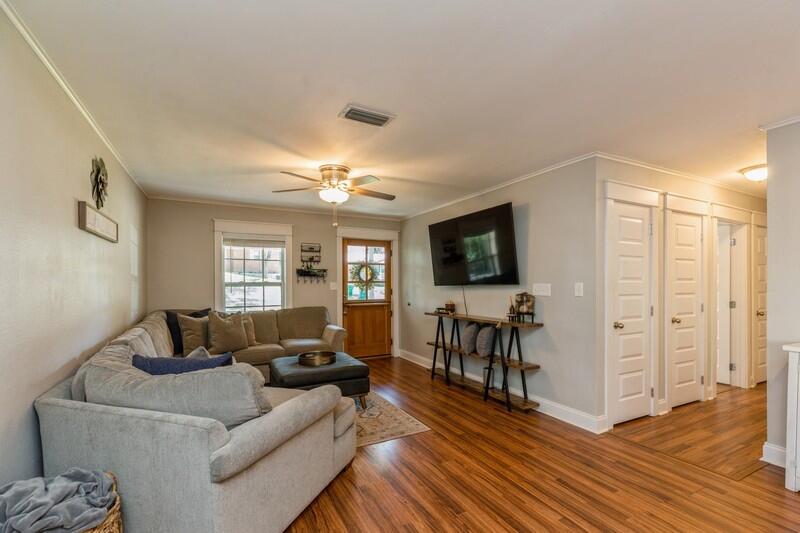 FLORIDA HEIGHTS - Residential