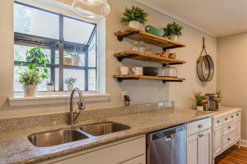 FLORIDA HEIGHTS - Residential