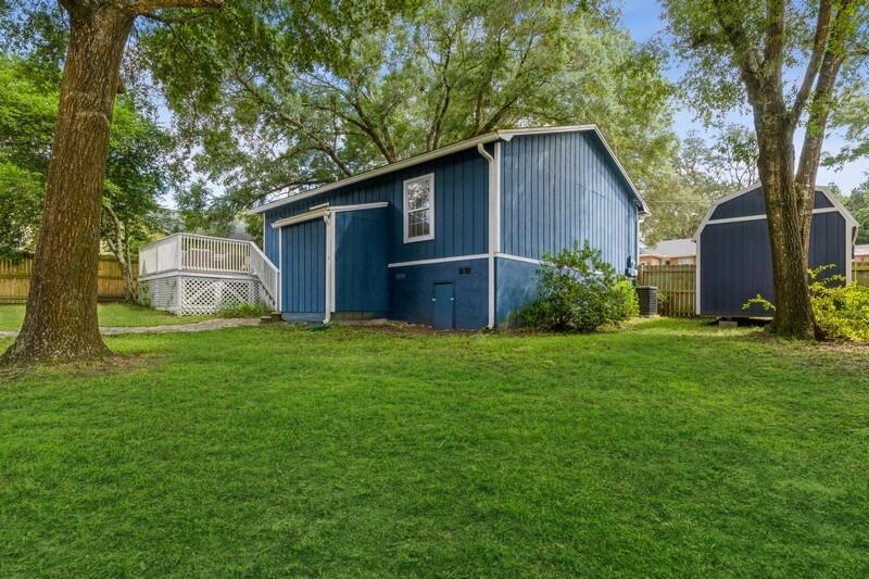 FLORIDA HEIGHTS - Residential