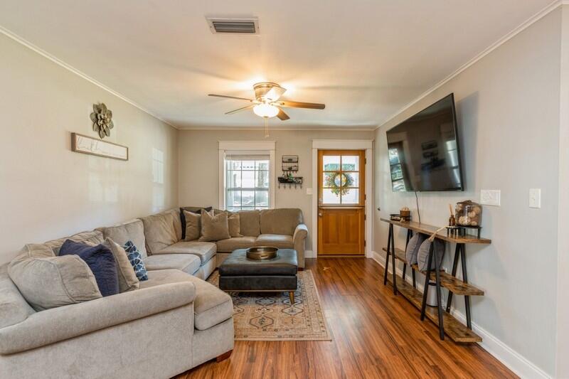 FLORIDA HEIGHTS - Residential