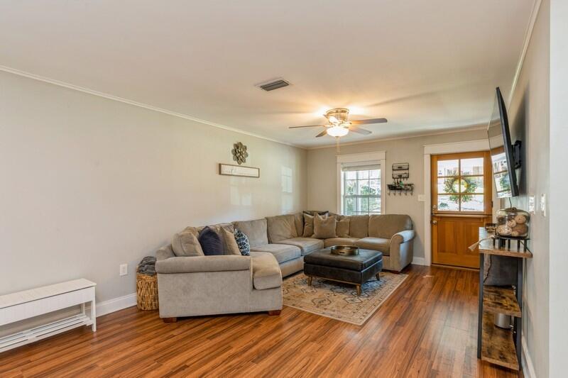FLORIDA HEIGHTS - Residential