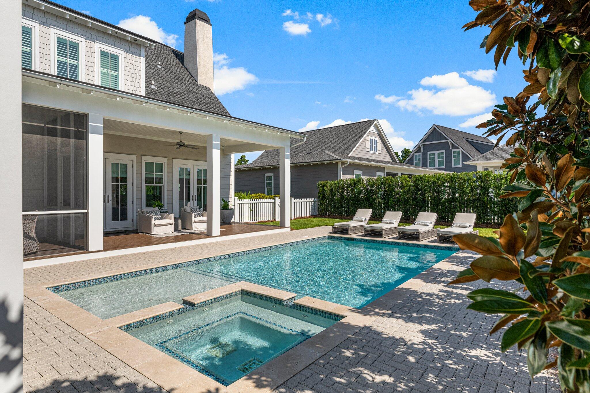 WATERSOUND ORIGINS - Residential
