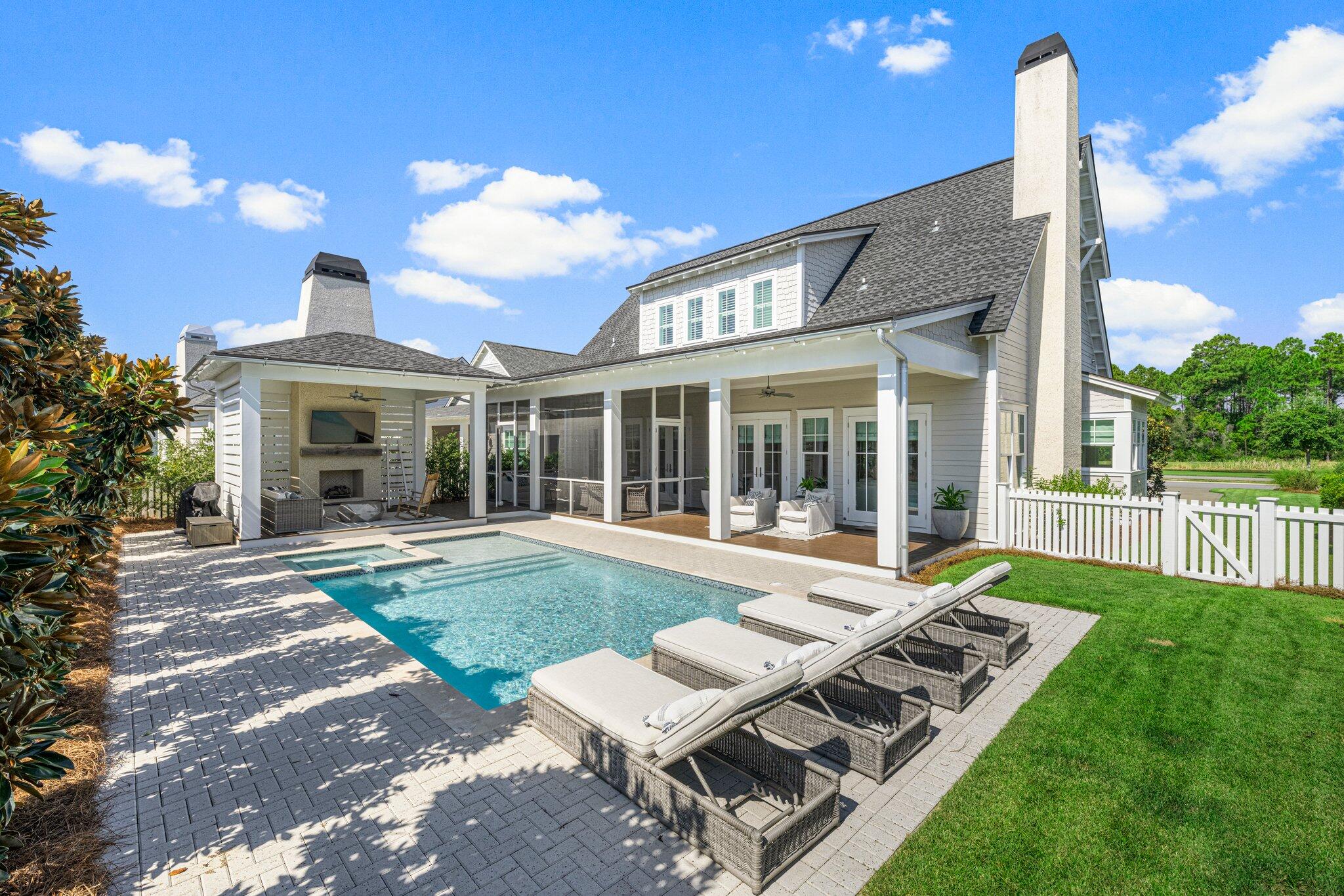 WATERSOUND ORIGINS - Residential