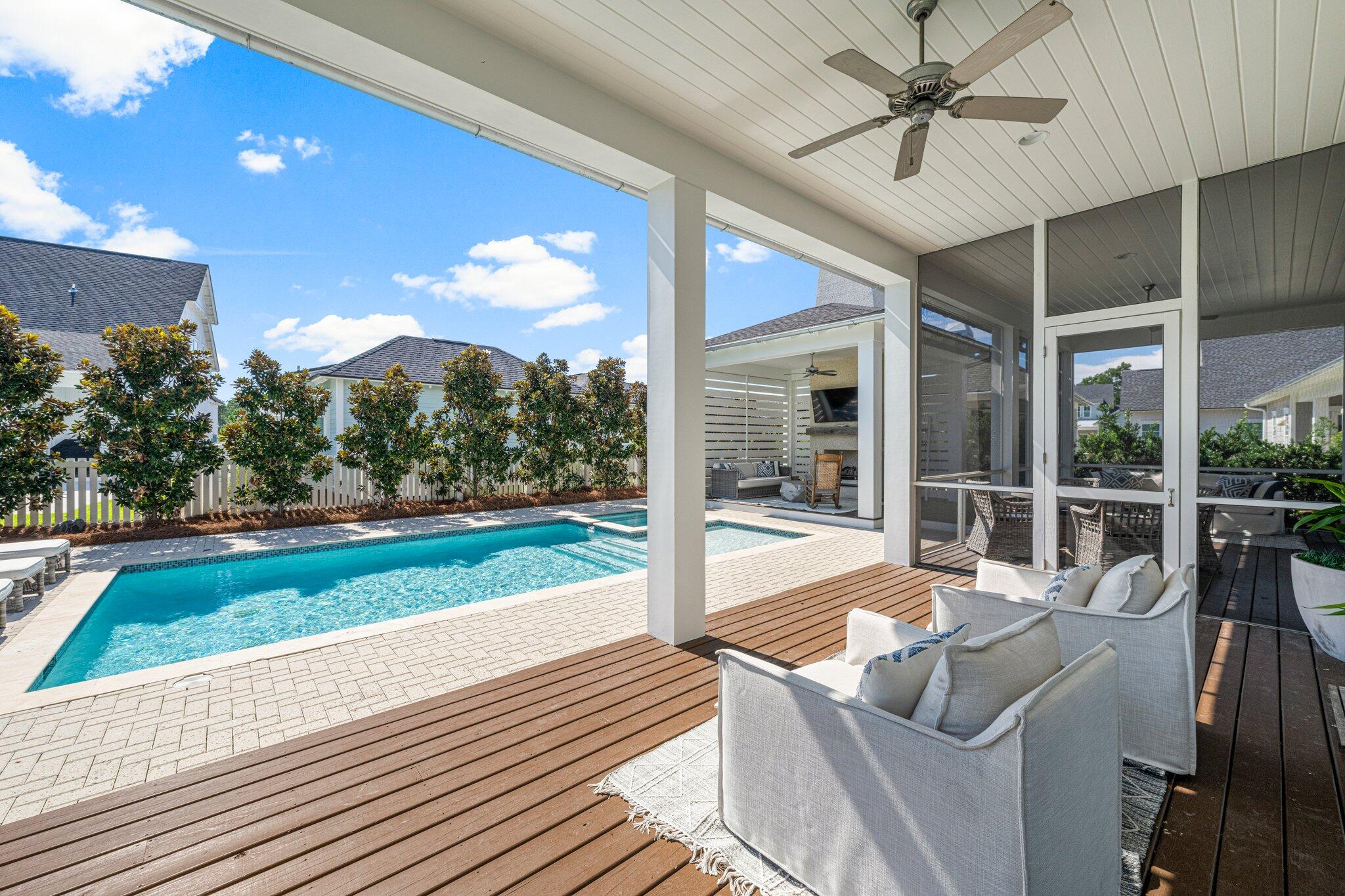 WATERSOUND ORIGINS - Residential